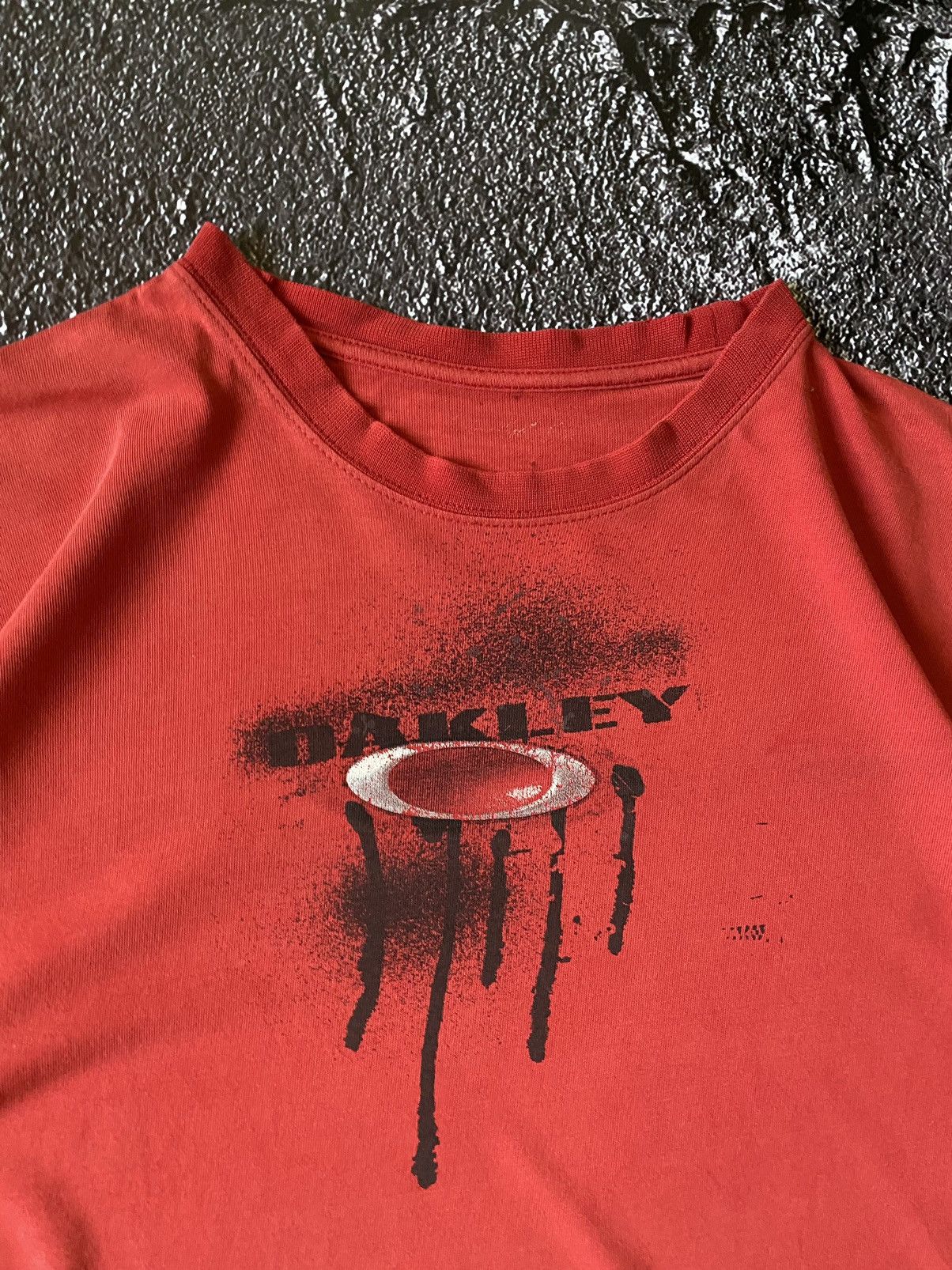 Oakley Vintage Oakley Iconic Logo Red T-shirt Size US XL / EU 56 / 4 - 3 Thumbnail