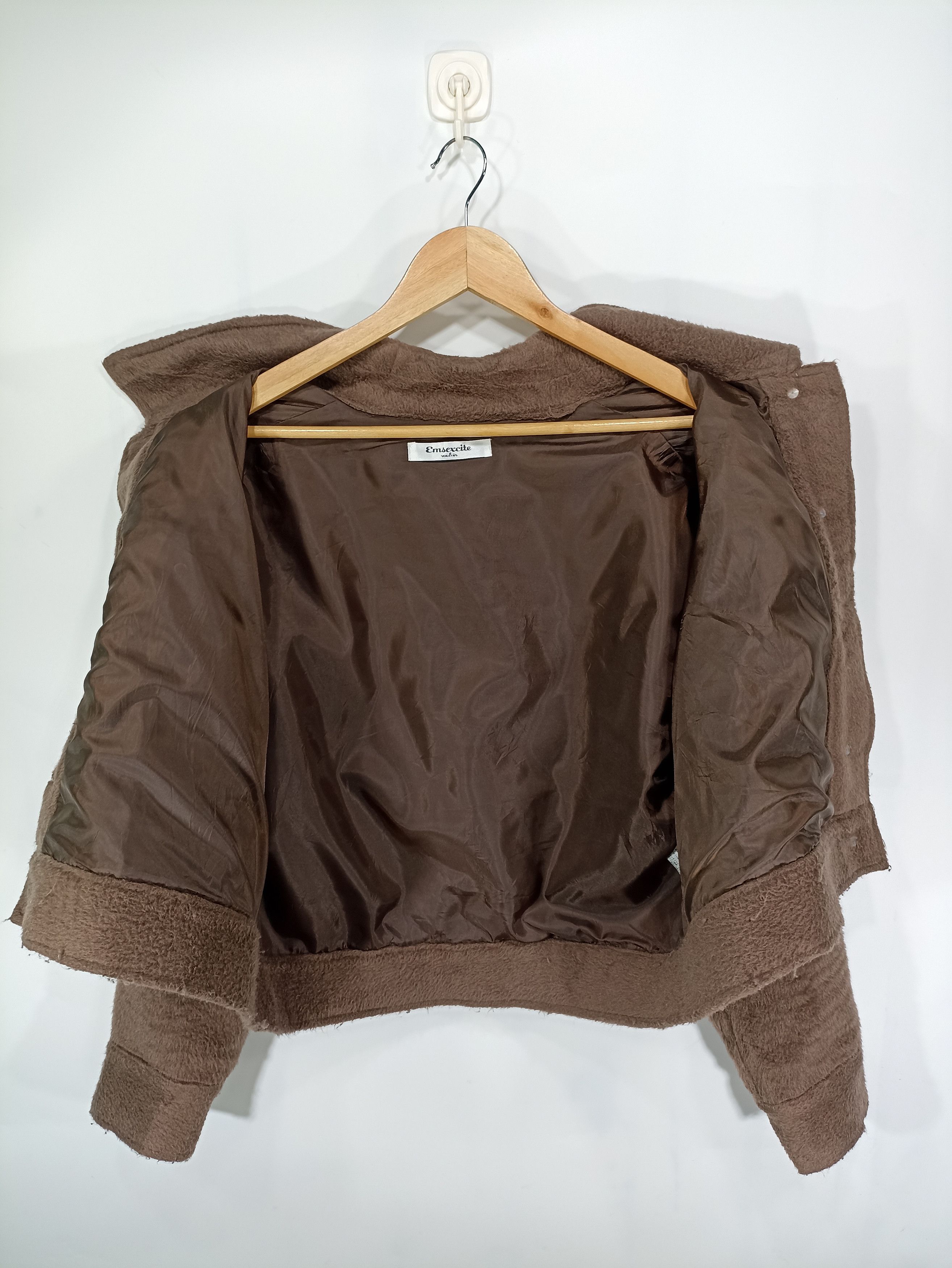 Japanese Brand × Vintage Japanese Emsexcite Croped Hair Fleece Jacket Size US M / EU 48-50 / 2 - 5 Thumbnail