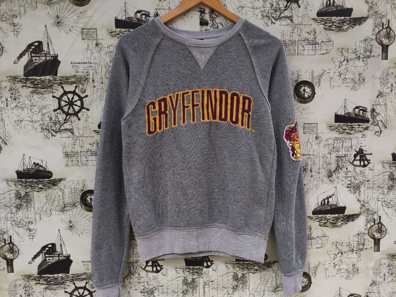 Universal studios gryffindor sweatshirt sale