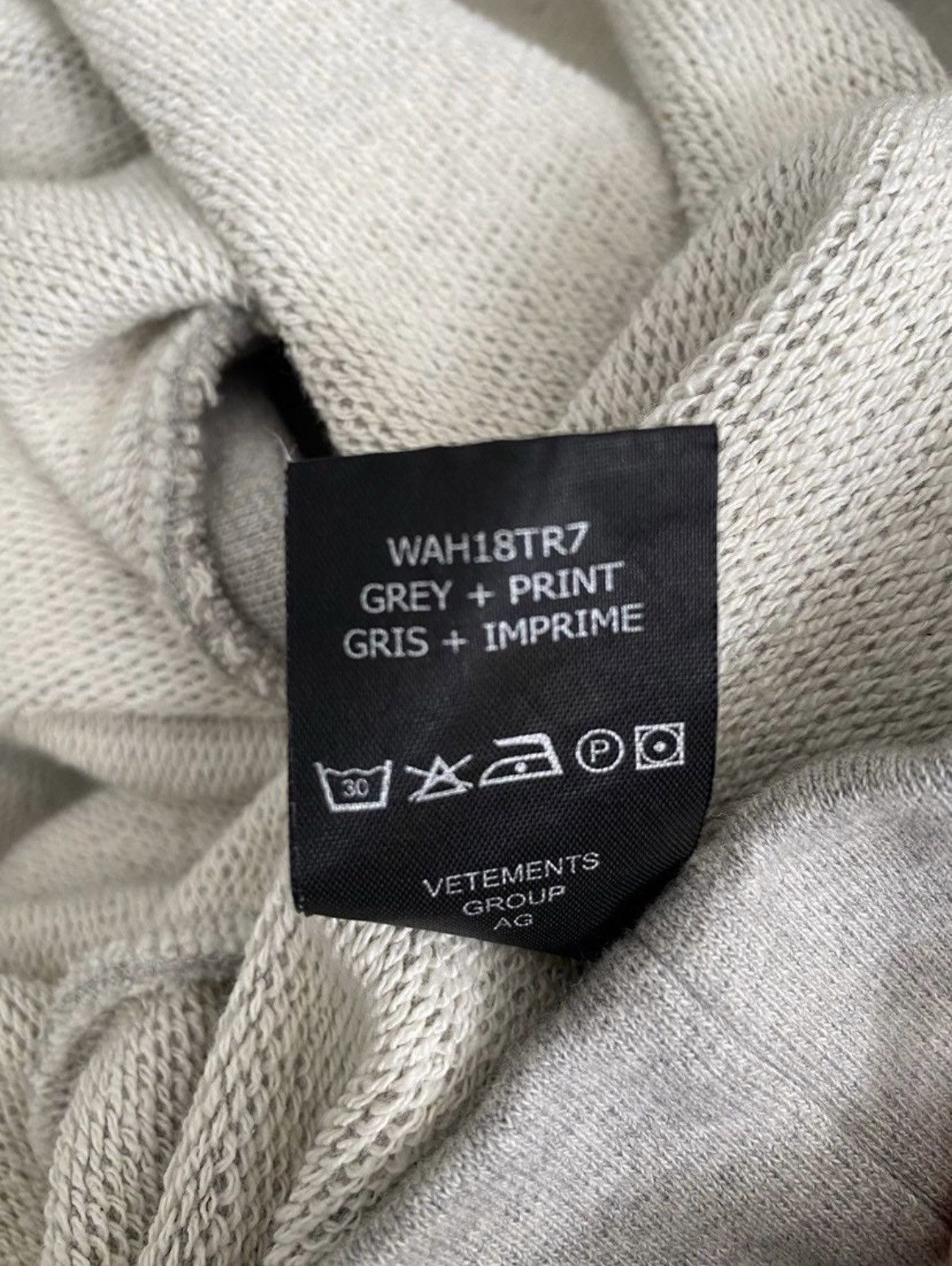 Vetements VETEMENTS MISPLACED HOODIE Size M / US 6-8 / IT 42-44 - 7 Thumbnail