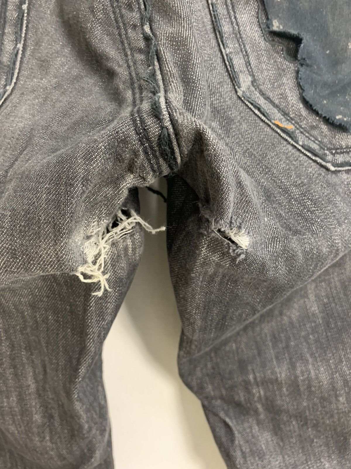 Japanese Brand Rare Laguna Beach Jean Co Distressed Black Denim Skull Logo Size US 36 / EU 52 - 15 Thumbnail