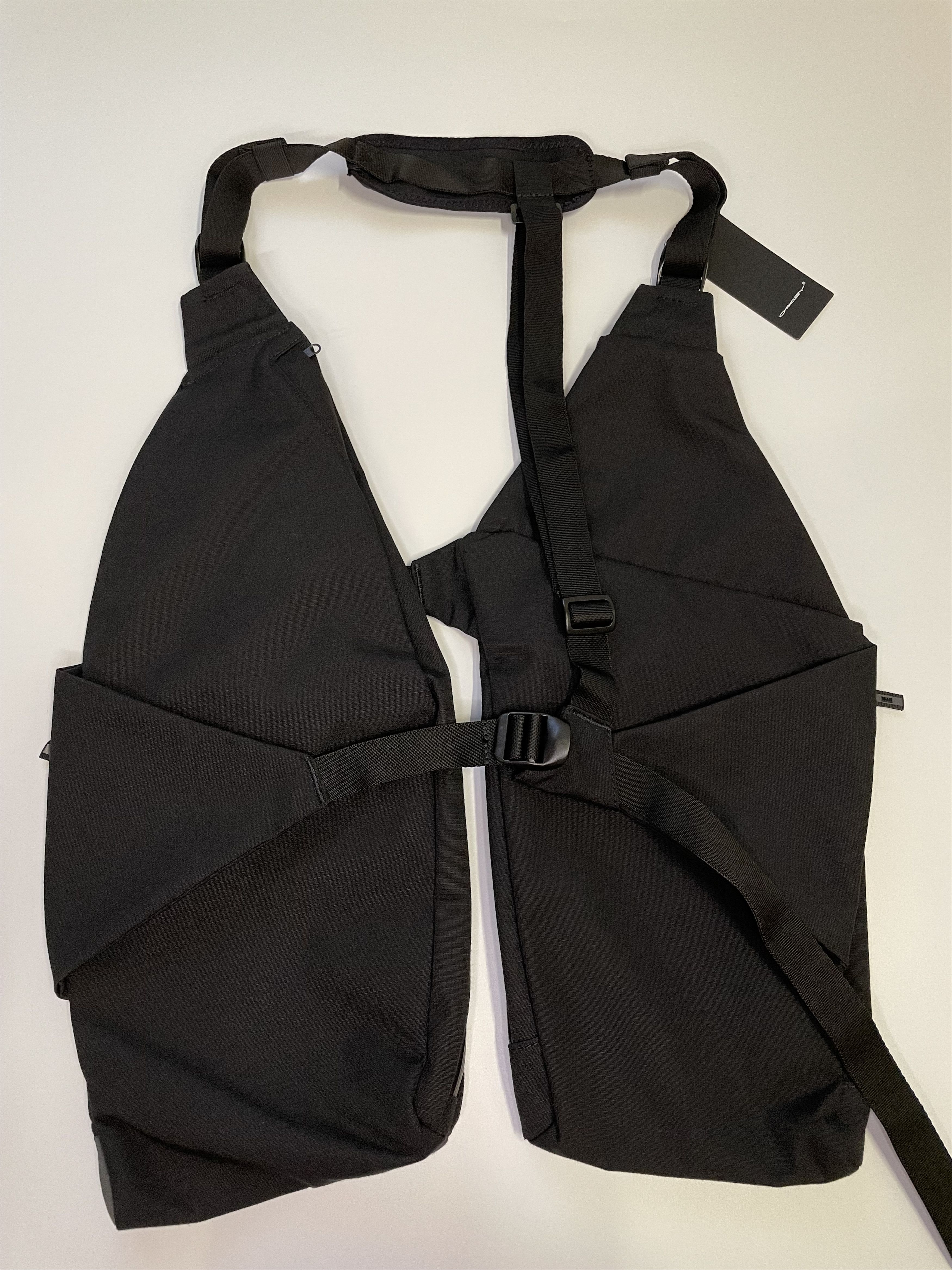 Oakley Oakley Body Bag Vest Bag (0463) Size US M / EU 48-50 / 2 - 2 Thumbnail
