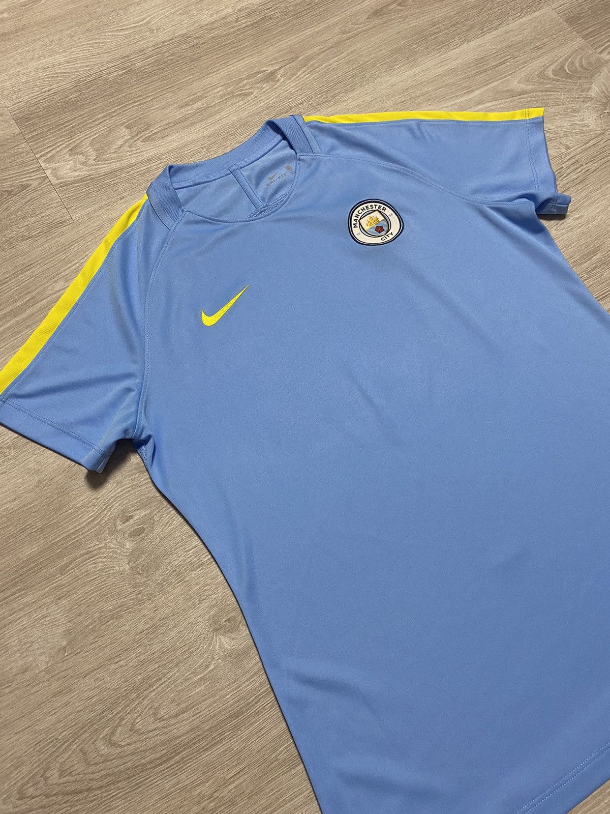 Nike Nike Jersey Manchester City Traning shirt home away size M Size US M / EU 48-50 / 2 - 1 Thumbnail