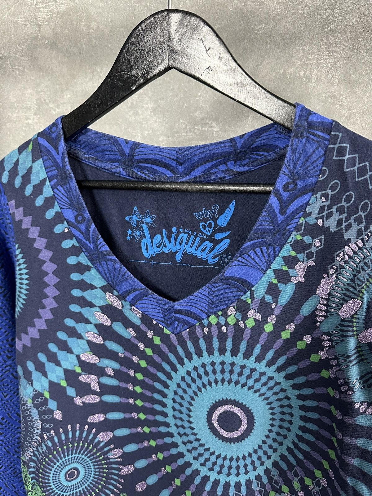 Desigual × Vintage Desigual Blue Printed Cotton V-neck Sweater Size M / US 6-8 / IT 42-44 - 5 Thumbnail