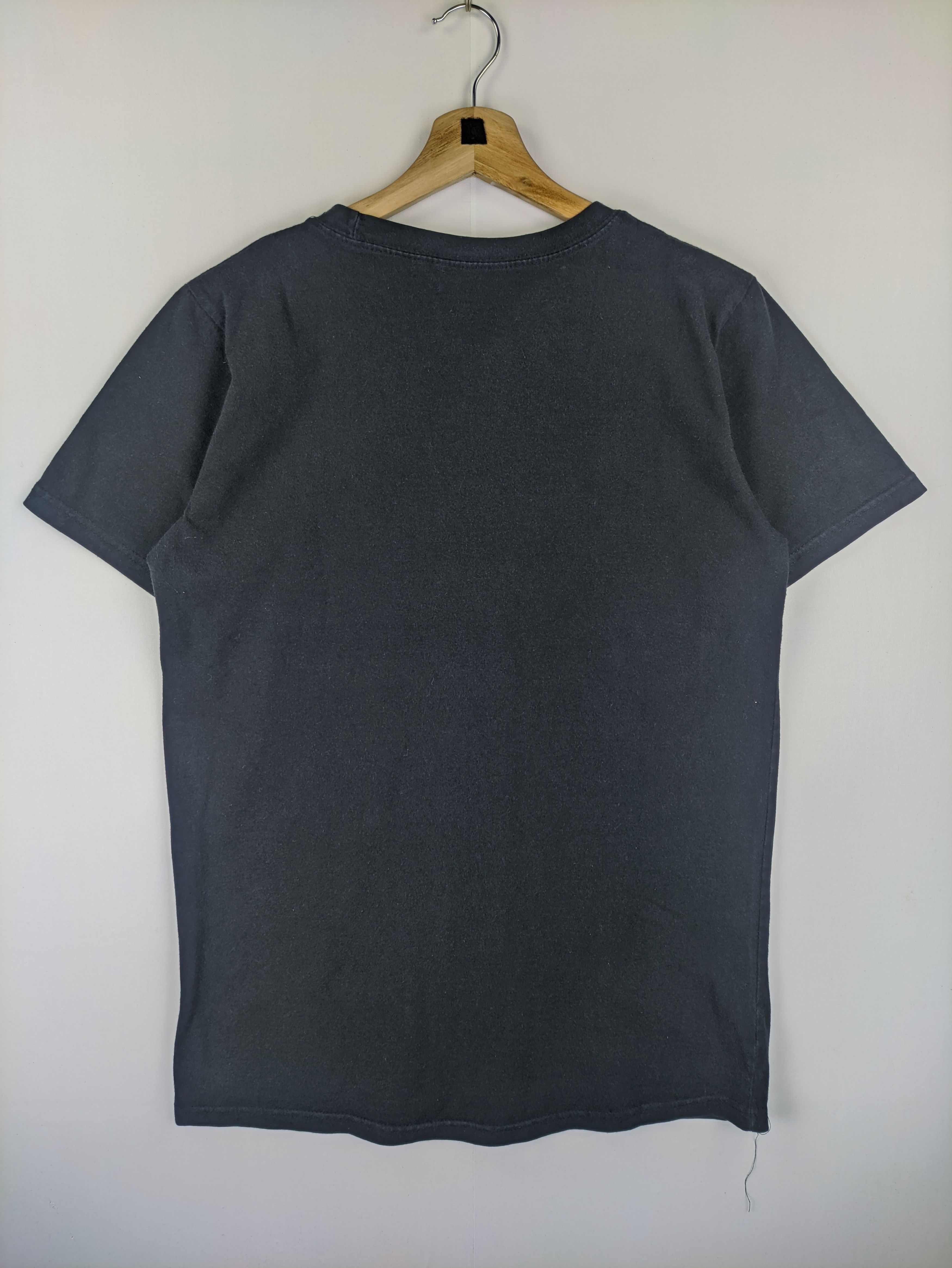 Japanese Brand Steals🔥T Shirt Dissizit x Everlast LV Monogram Design Tee Size US M / EU 48-50 / 2 - 3 Thumbnail