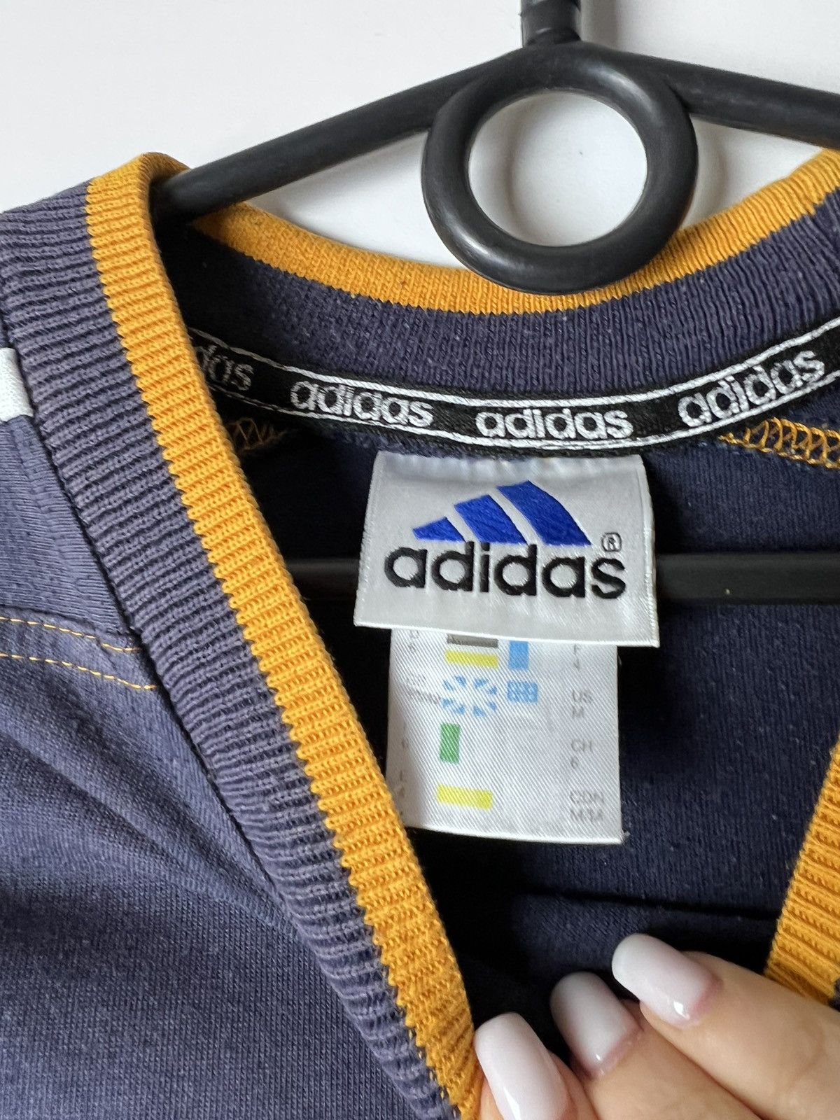 Vintage Adidas vintage t-shirt size M Size US M / EU 48-50 / 2 - 2 Thumbnail