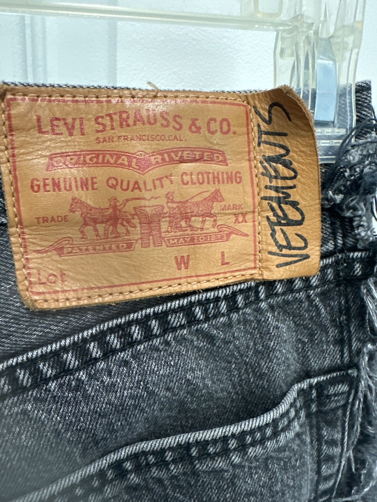 Levi's × Vetements demna era vetements reworked/reconstructed levi denim Size US 30 / EU 46 - 3 Thumbnail