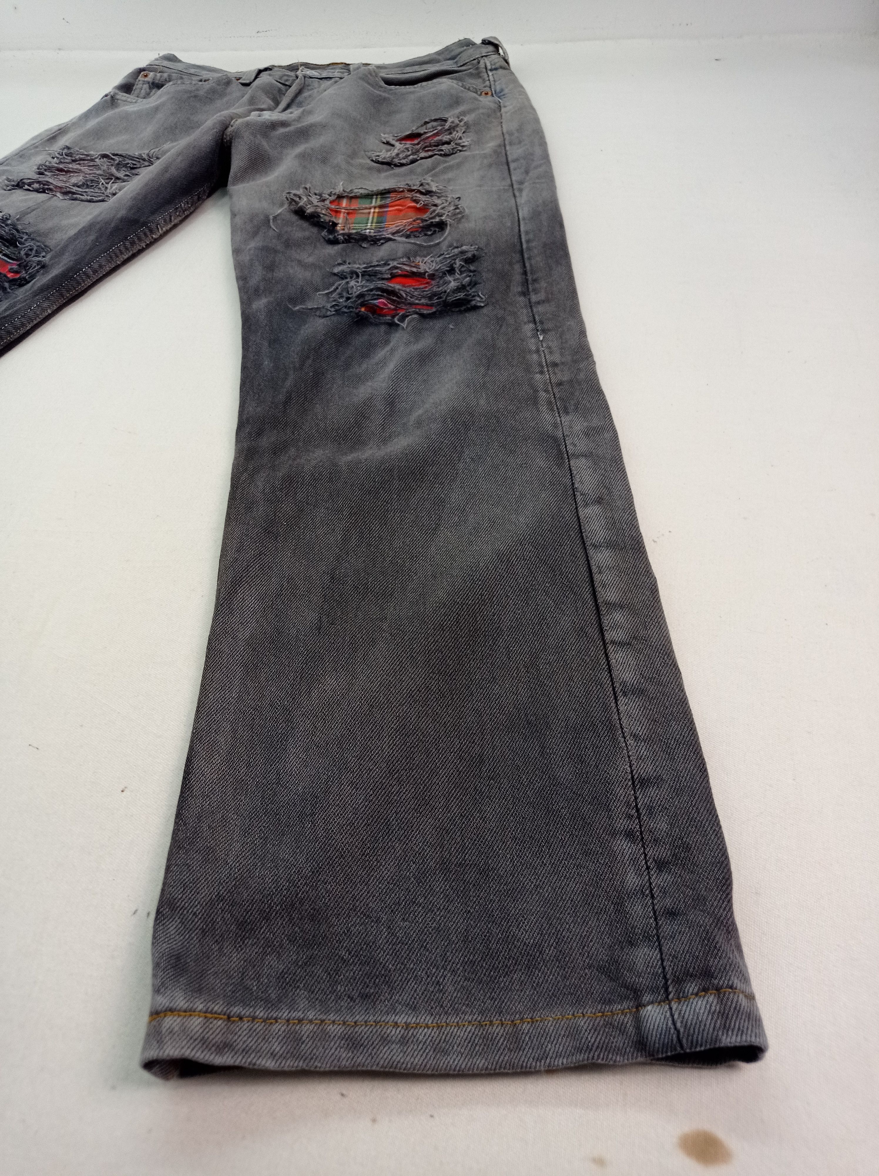 Levi's Vintage Levi's 501 Distressed Denim Pants Size US 29 - 12 Thumbnail