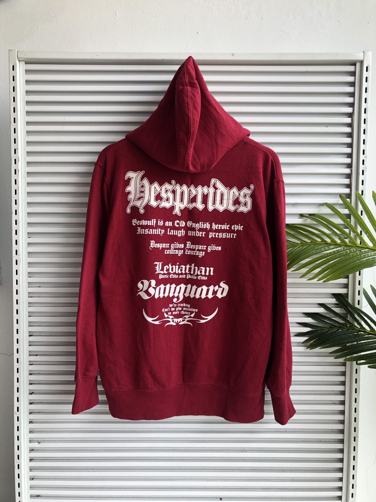 Japanese Brand Vintage Hesperides Chrome Wings Hearts Crest /Travis Scott Size US M / EU 48-50 / 2 - 3 Thumbnail