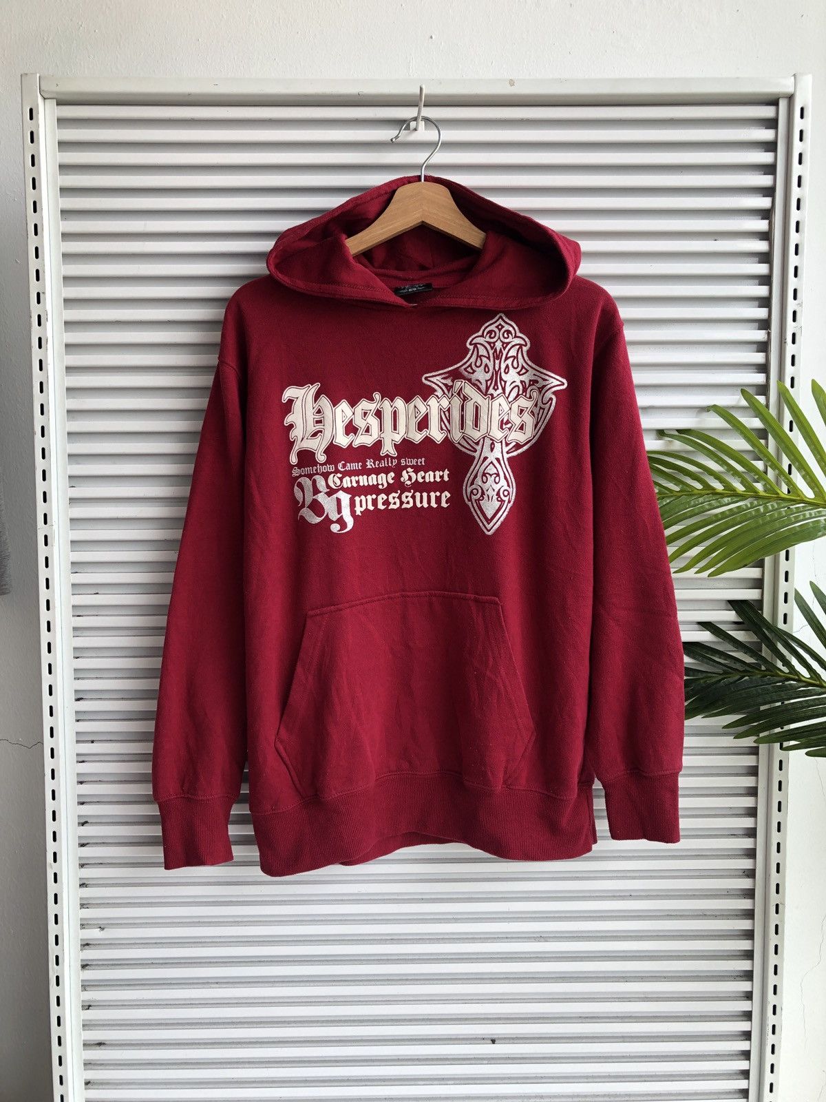 Japanese Brand Vintage Hesperides Chrome Wings Hearts Crest /Travis Scott Size US M / EU 48-50 / 2 - 1 Thumbnail
