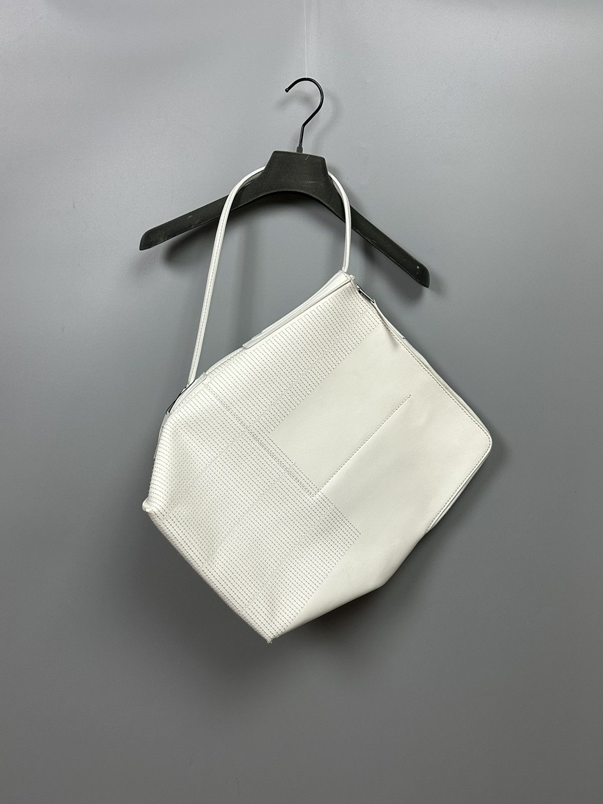 Rick Owens Fw15 Sphinx Large Stitch Detail Bucket Bag in White, Men's