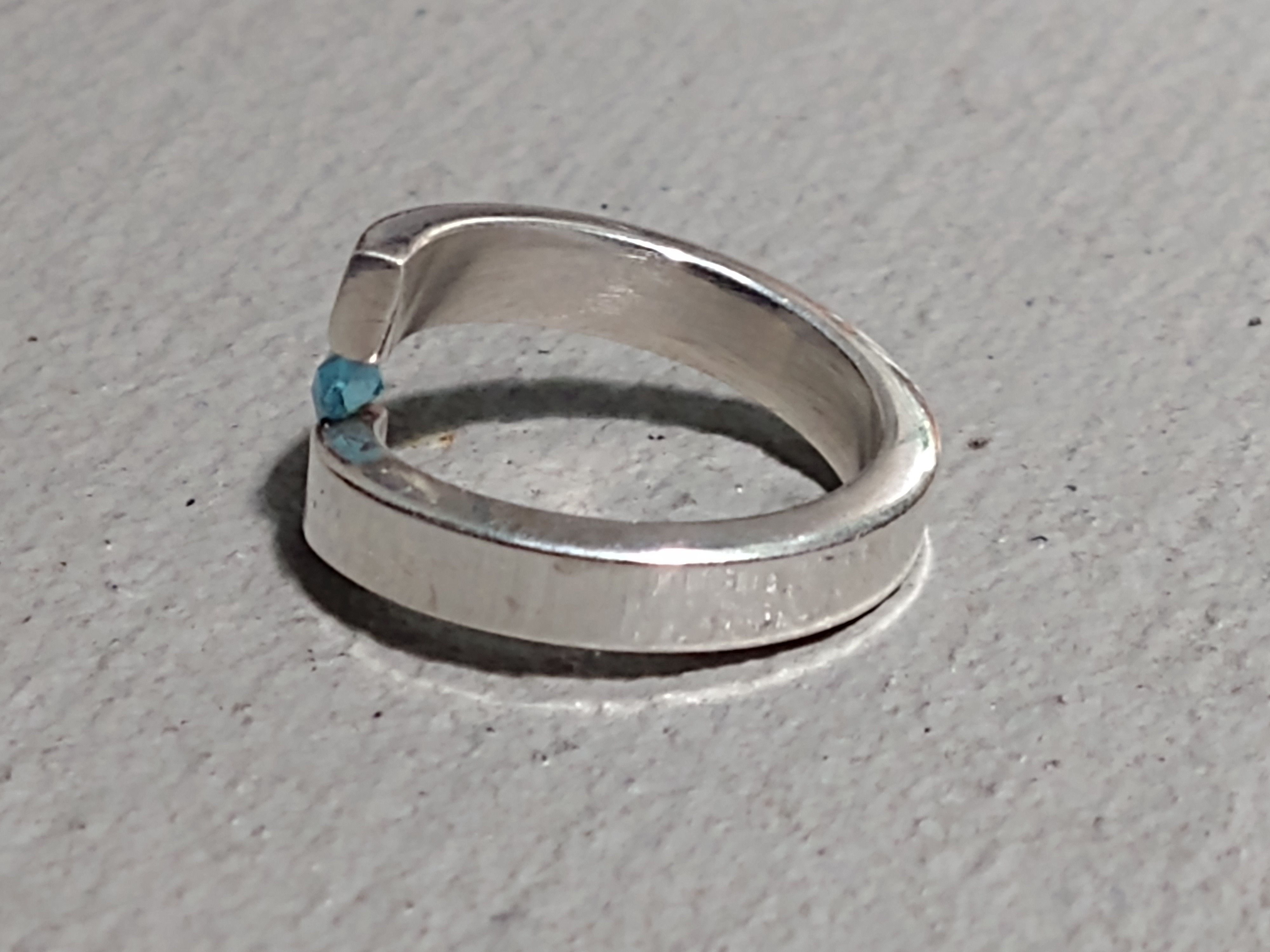 Jewelry Sterling Silver Ring Size 7 Blue Stone Modern Minimalist Size ONE SIZE - 4 Thumbnail