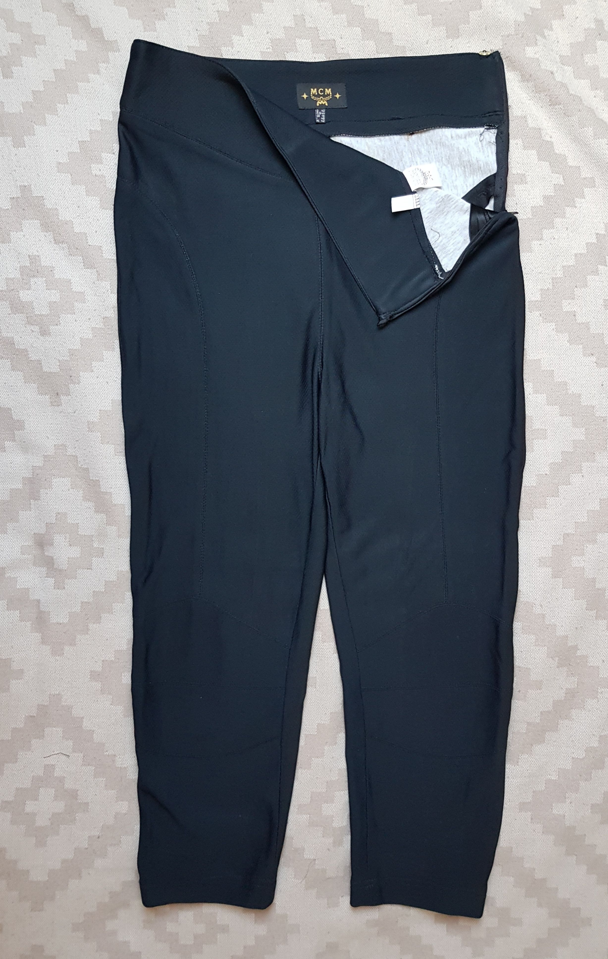 Joggers / thick sports leggings by MCM