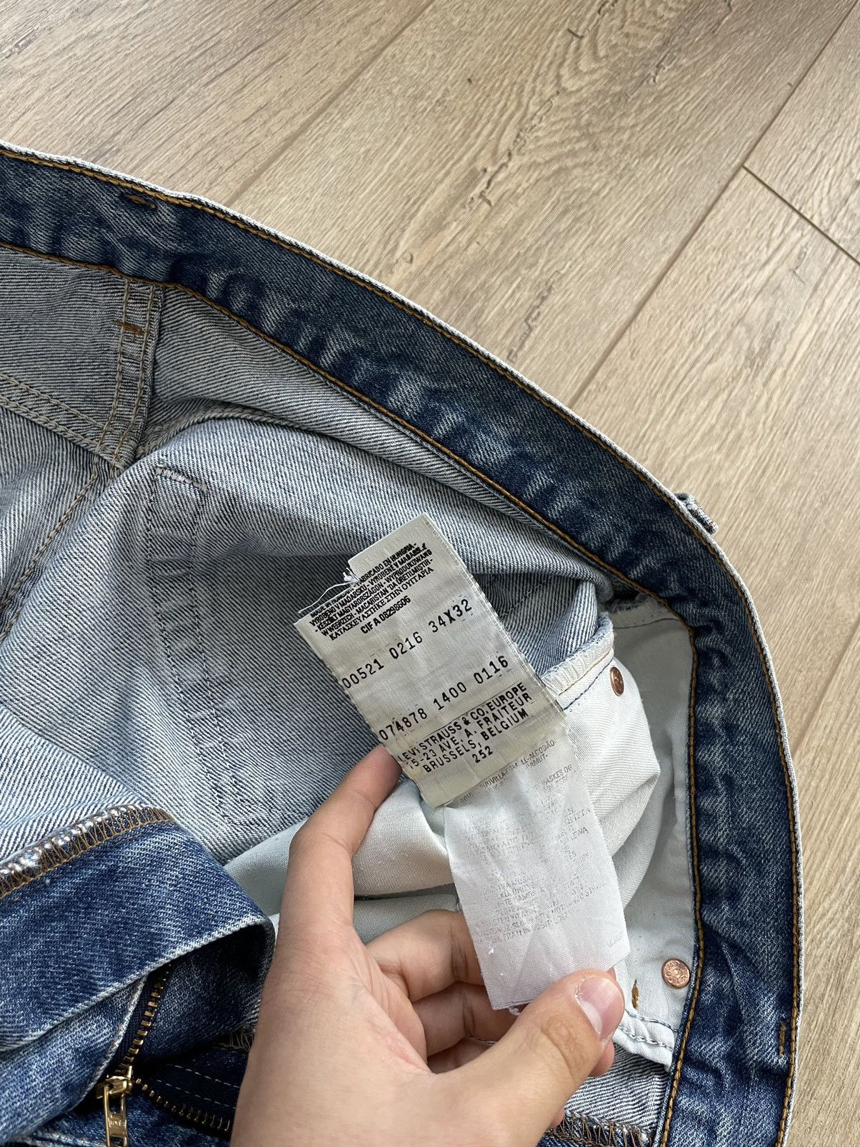 Levi's Vintage 90’s 521 Levi’s Blue Stonewashed Denim Jeans Size 34 Size US 34 / EU 50 - 11 Thumbnail