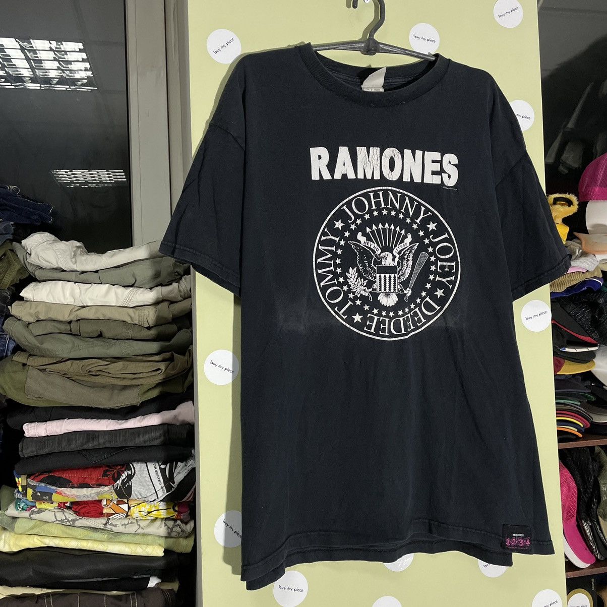 Band Tees Vintage Y2K Ramones Hey Ho Tee Face Horror Print Band Tour Size US XL / EU 56 / 4 - 3 Thumbnail