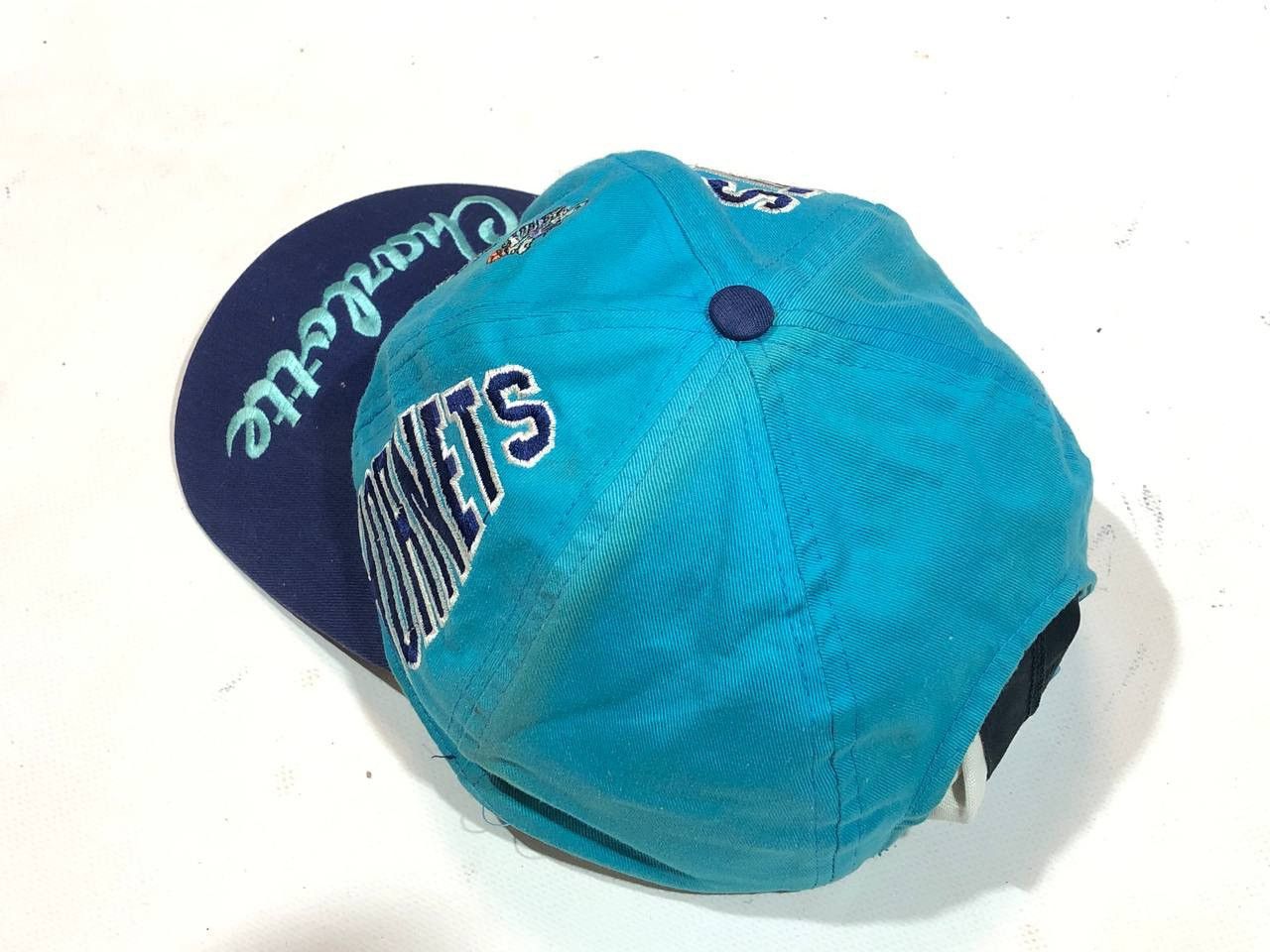 NBA × Vintage Charlotte Hornets Vintage Cap Rare NBA Size ONE SIZE - 4 Thumbnail