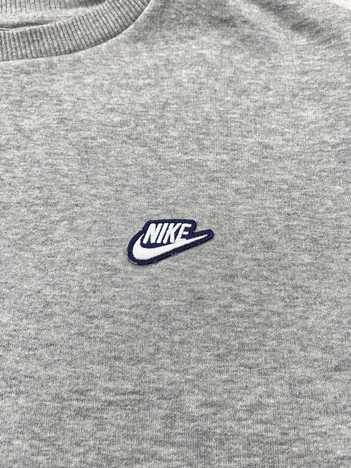 Nike Vintage Nike Sweatshirt Small Logo Swoosh Y2K Size US M / EU 48-50 / 2 - 5 Thumbnail
