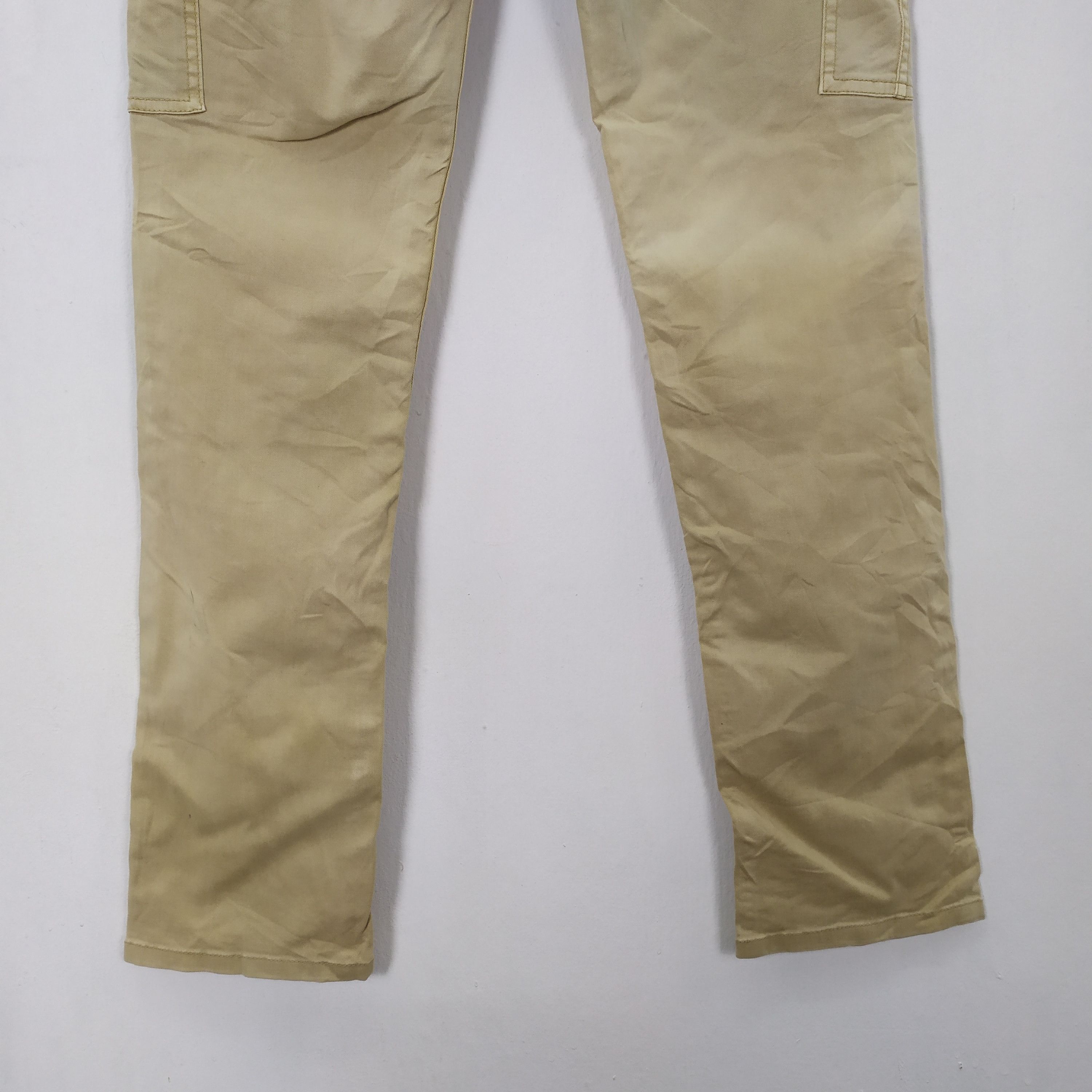 Uniqlo UNIQLO SKINNY CARGO PANTS MULTIPOCKET TACTICAL Size US 26 / EU 42 - 5 Thumbnail