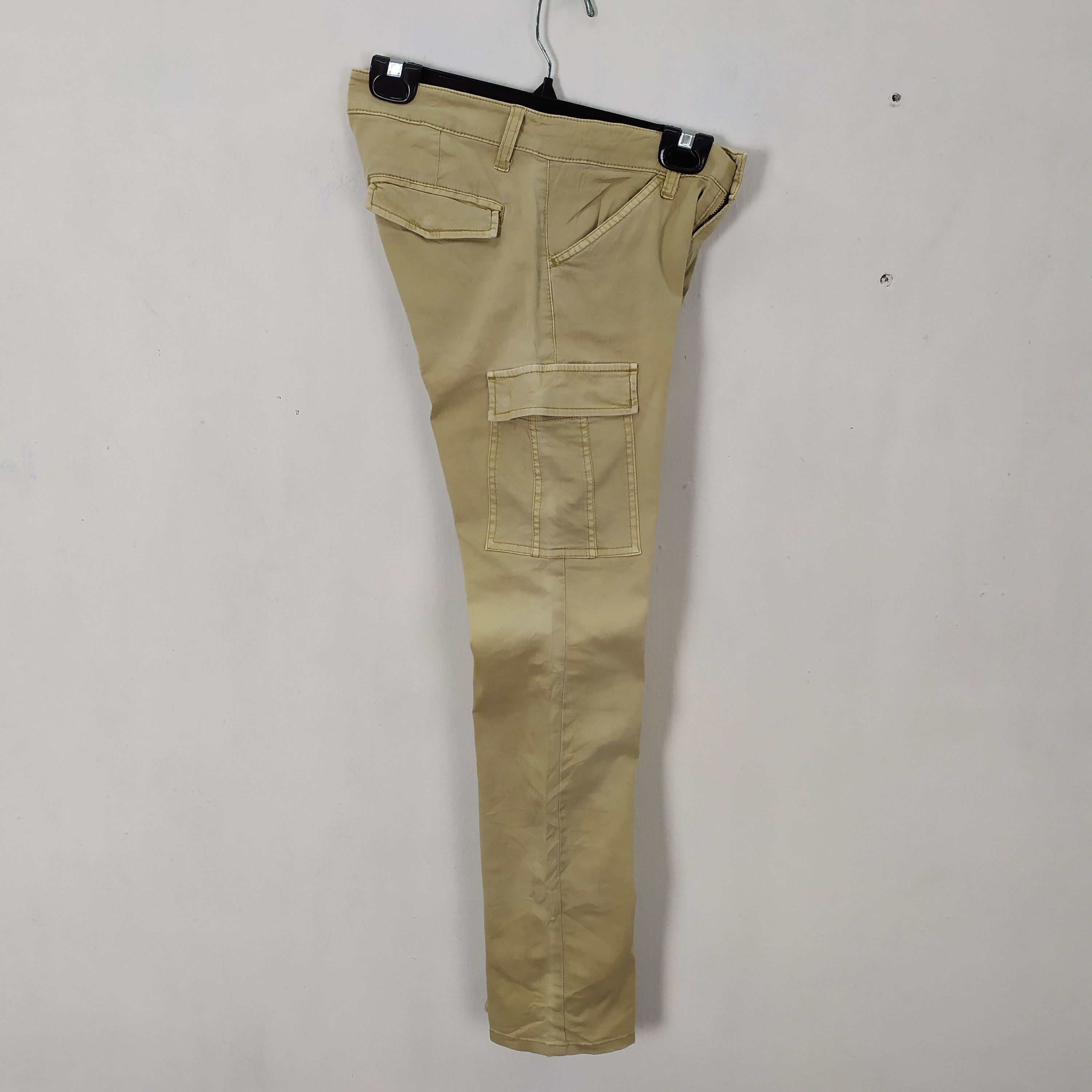 Uniqlo UNIQLO SKINNY CARGO PANTS MULTIPOCKET TACTICAL Size US 26 / EU 42 - 3 Thumbnail