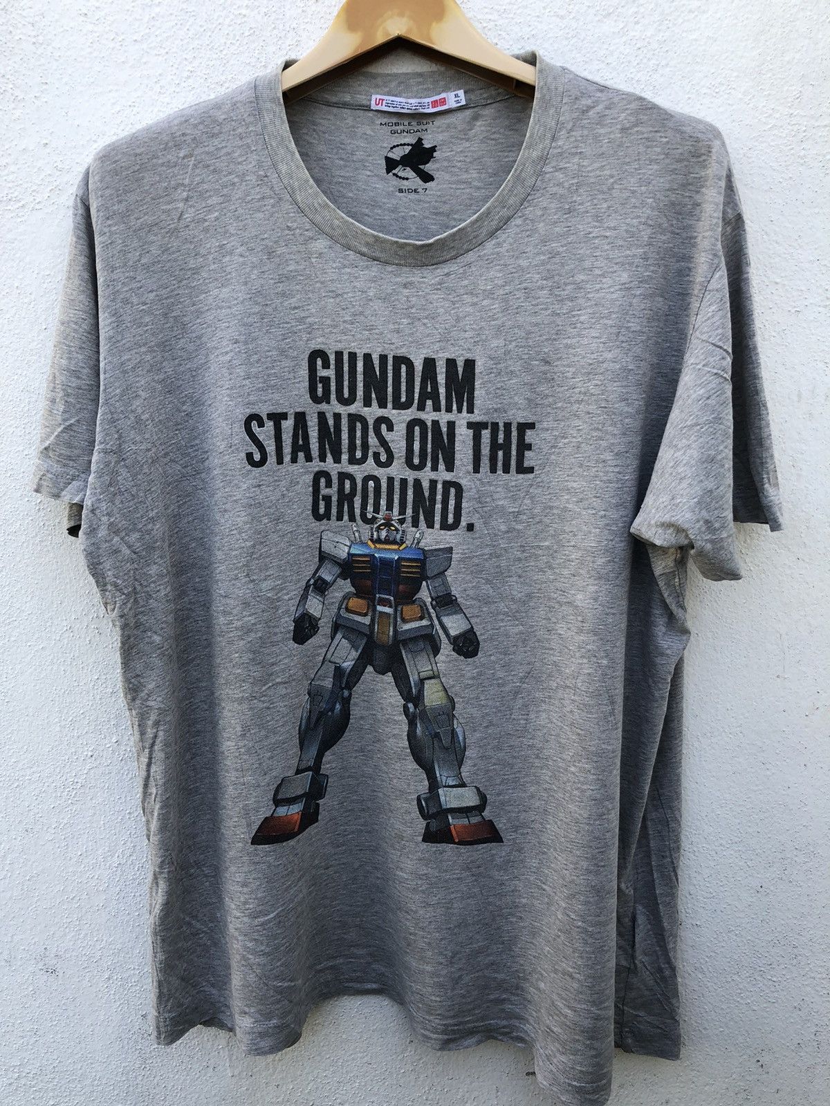 Anime × Japanese Brand × Uniqlo GUNDAM Size US XL / EU 56 / 4 - 2 Thumbnail