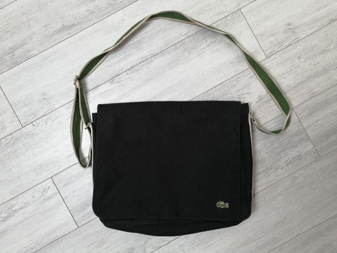 Lacoste Vintage Lacoste Messenger Bag Size ONE SIZE - 1 Thumbnail