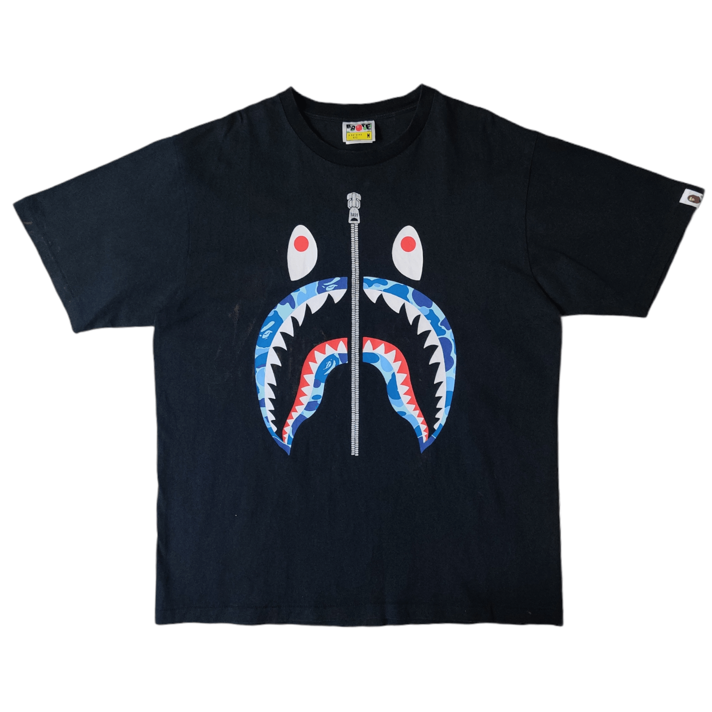 Bape ABC Camo Shark Tee Size US M / EU 48-50 / 2 - 1 Thumbnail