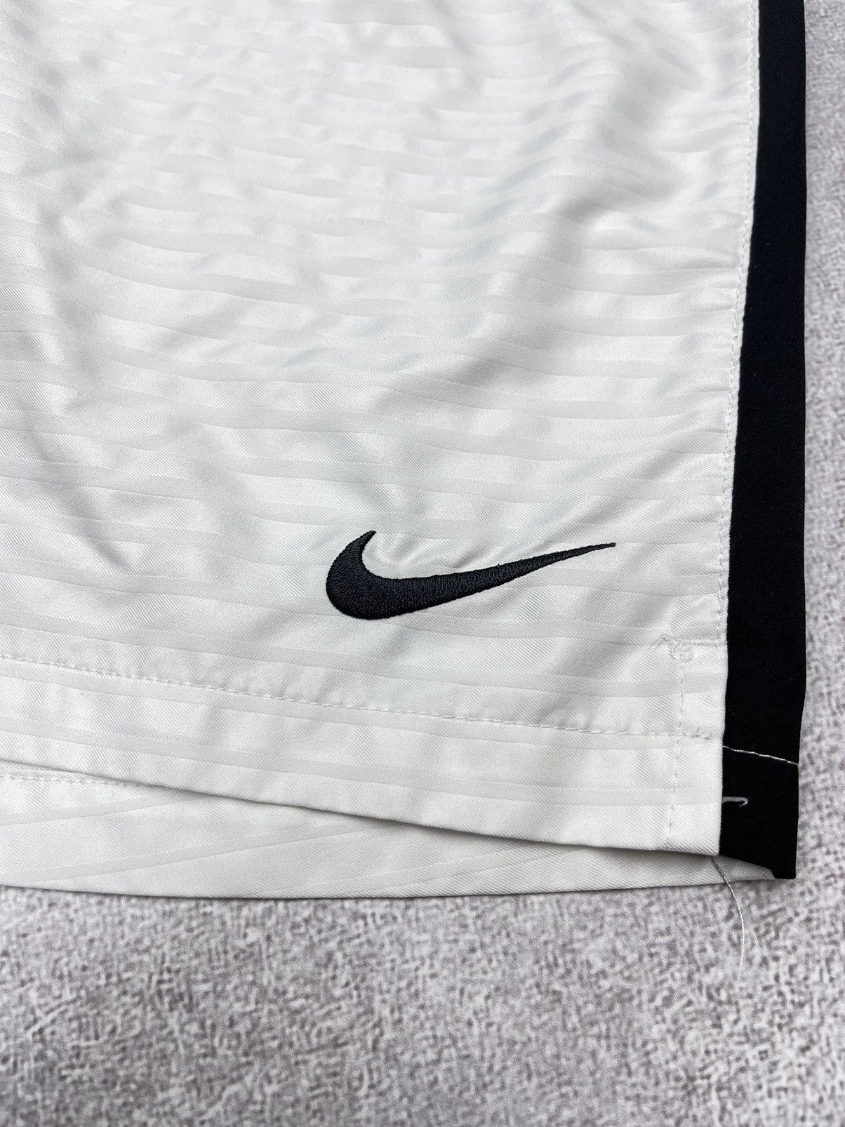 Nike Mens Nike Dri Fit Shorts White Y2K Drill Size L Size US 34 / EU 50 - 3 Thumbnail