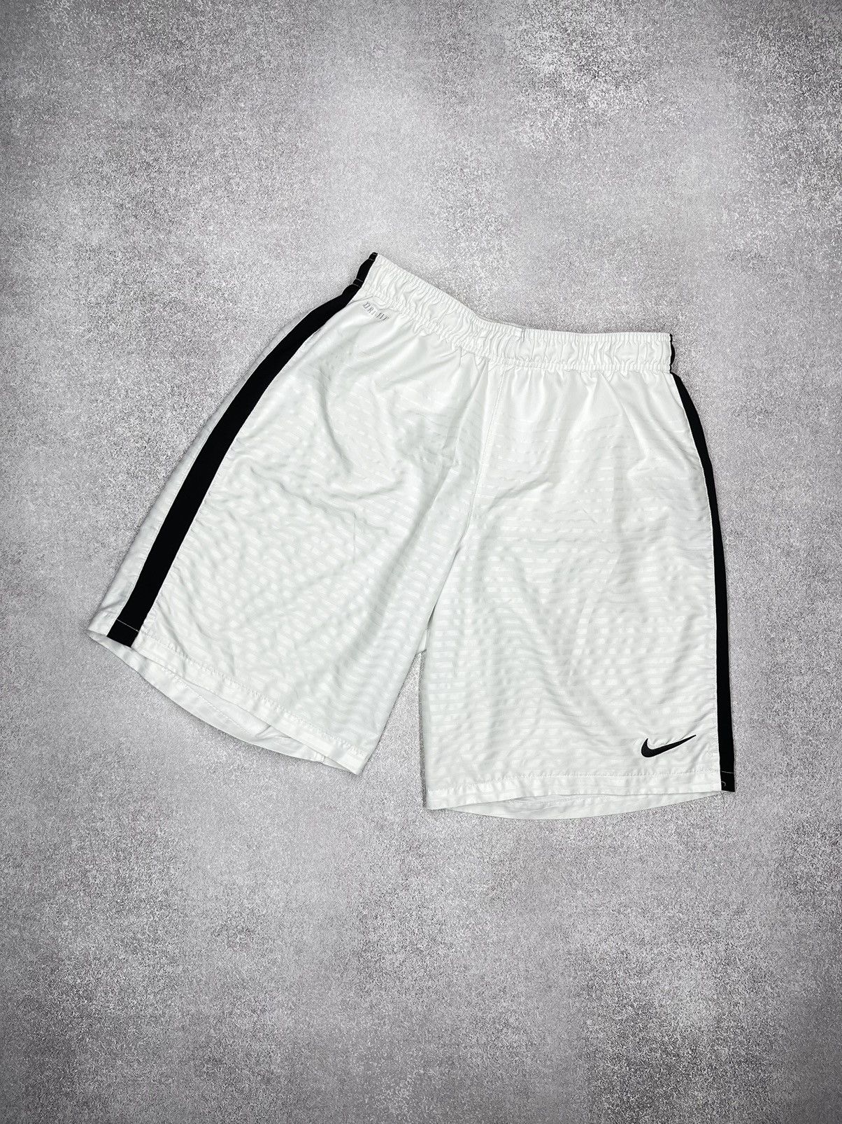 Nike Mens Nike Dri Fit Shorts White Y2K Drill Size L Size US 34 / EU 50 - 1 Thumbnail