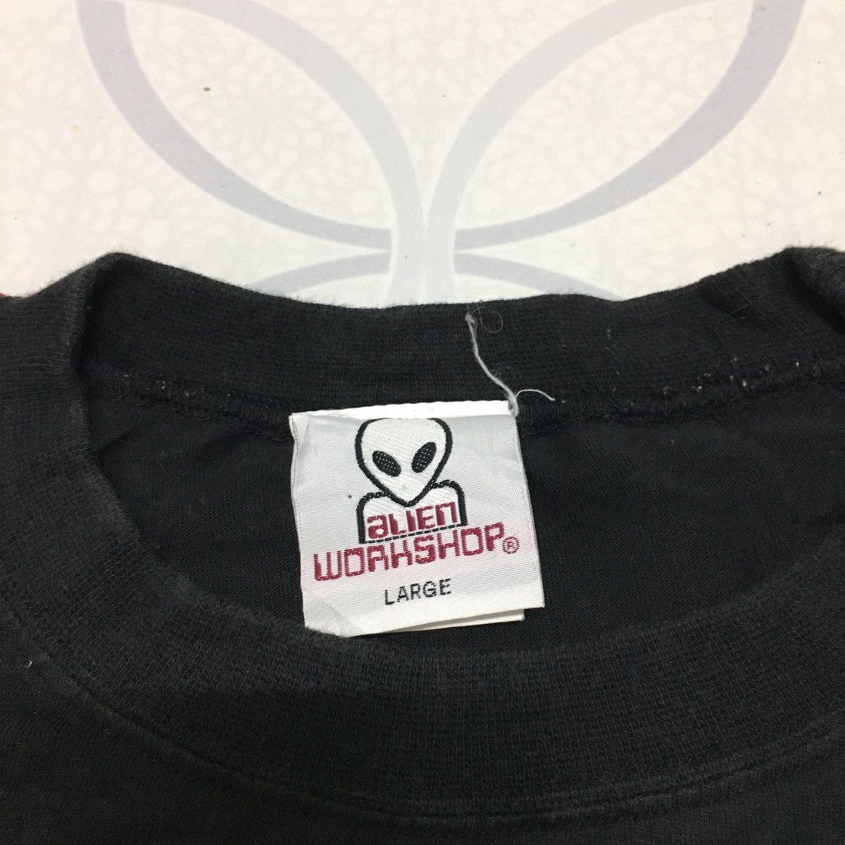 Alien Workshop Rare‼️🔥Vintage Alien Workshop Survival Side Tape T-Shirt Size US M / EU 48-50 / 2 - 5 Thumbnail