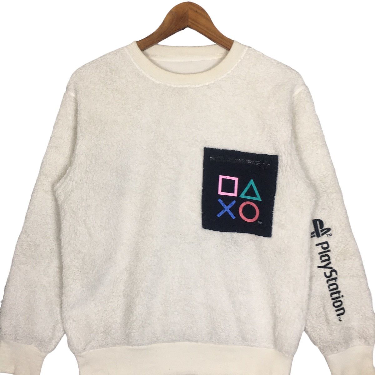GU GU Uniqlo Play Station JapaneseBrand StreetWear Fleece Size US M / EU 48-50 / 2 - 2 Thumbnail