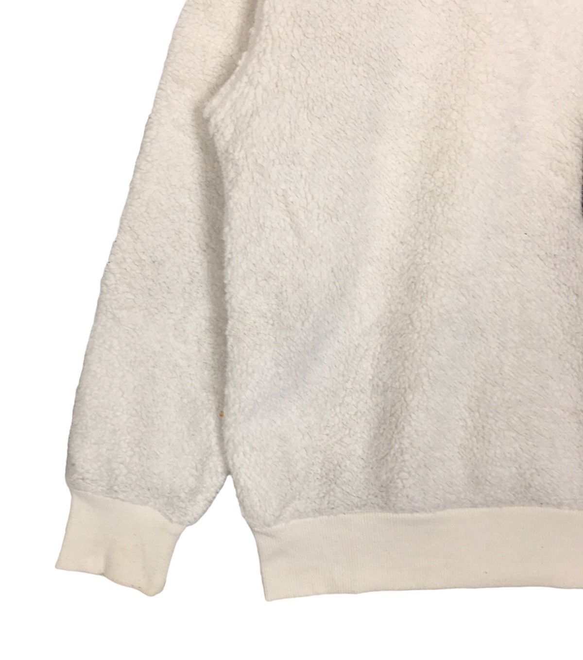GU GU Uniqlo Play Station JapaneseBrand StreetWear Fleece Size US M / EU 48-50 / 2 - 4 Thumbnail