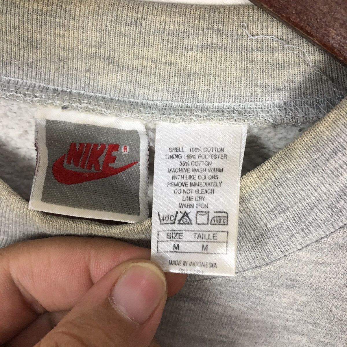 Nike VINTAGE SWOOSH BY NIKE BIG LOGO CREWNECK Size US M / EU 48-50 / 2 - 6 Thumbnail