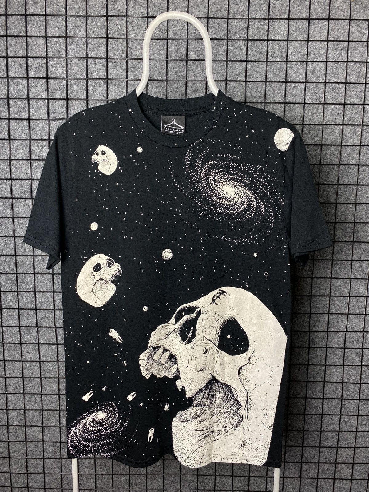 Band Tees × Vintage Vintage Skulls Print Short Sleeve T-Shirt Size M Size US M / EU 48-50 / 2 - 1 Thumbnail