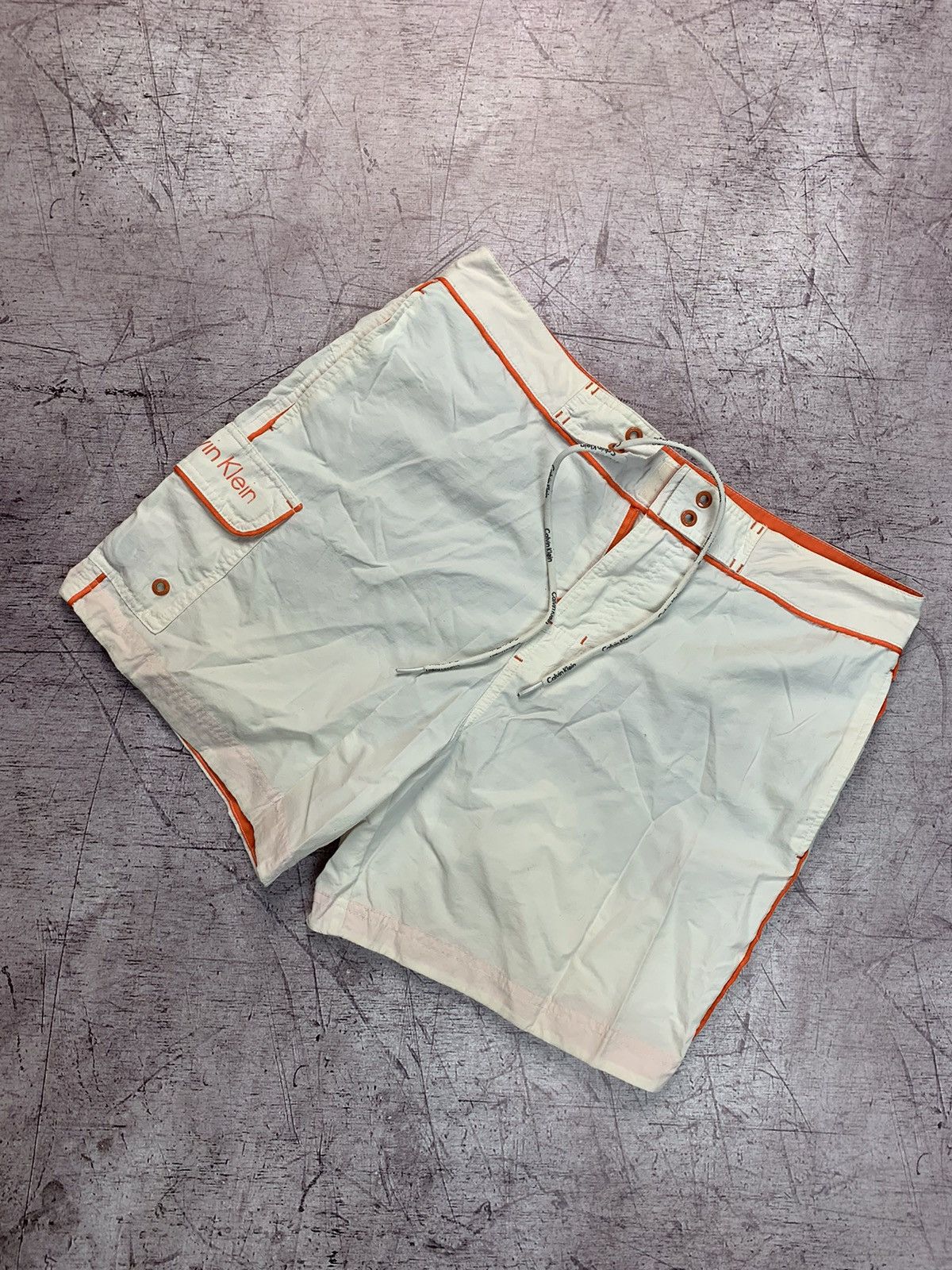 Calvin Klein × Vintage Vintage Calvin Klein Shorts Y2K Size US 32 / EU 48 - 1 Thumbnail