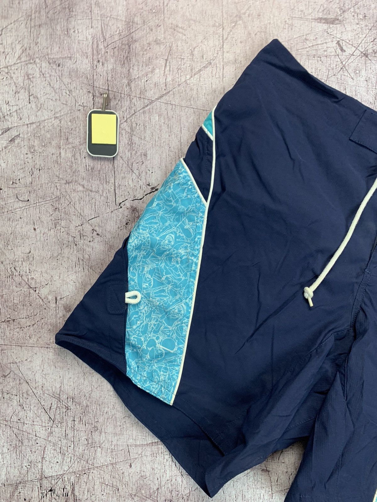 Nike × Vintage Vintage Nike Y2K Hype Shorts Size US 34 / EU 50 - 3 Thumbnail