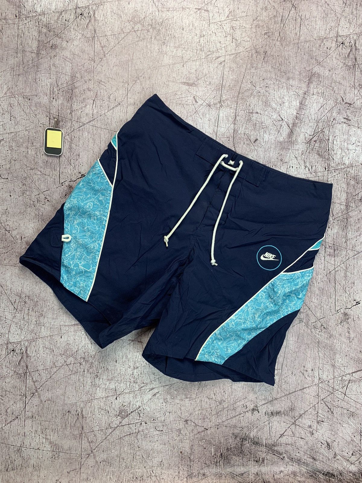 Nike × Vintage Vintage Nike Y2K Hype Shorts Size US 34 / EU 50 - 1 Thumbnail