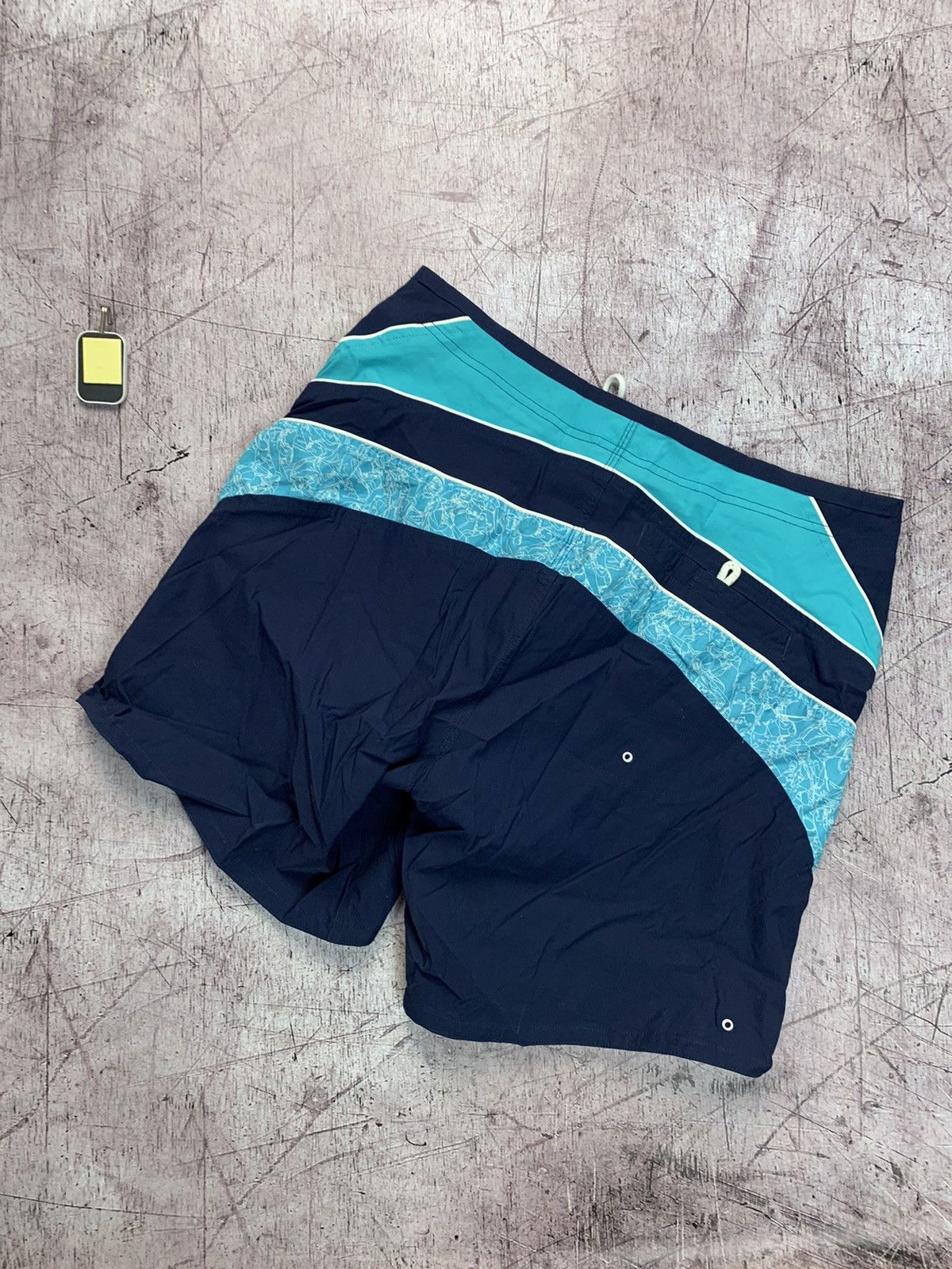 Nike × Vintage Vintage Nike Y2K Hype Shorts Size US 34 / EU 50 - 2 Thumbnail