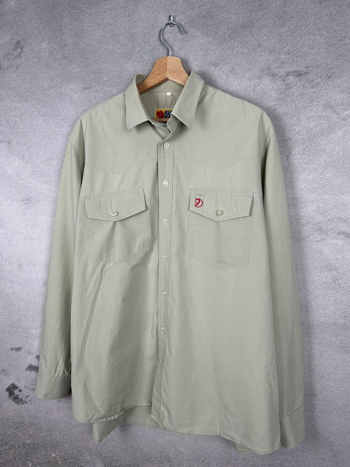 Fjallraven Fjallraven Outdoor Vintage Shirt Hiking Retro Rare Size US L / EU 52-54 / 3 - 2 Thumbnail