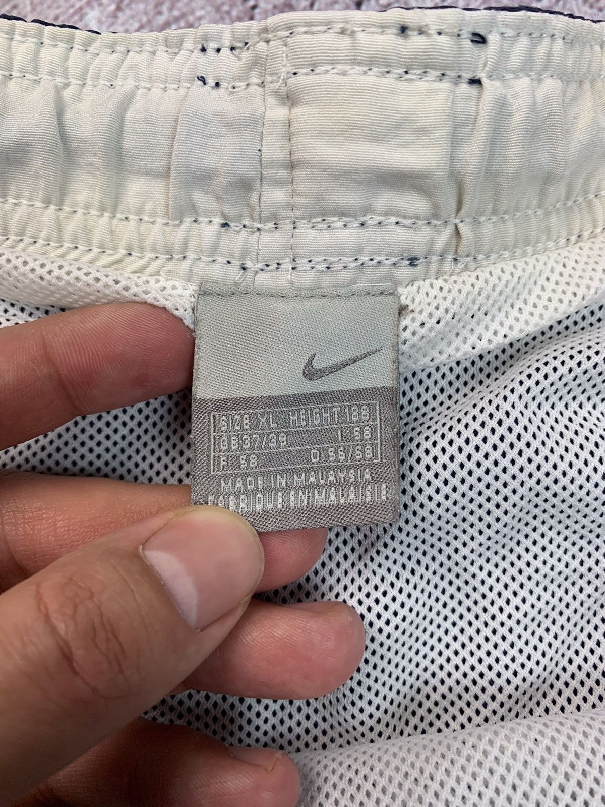 Nike × Vintage Vintage Nike Y2K Mens Shorts Size US 36 / EU 52 - 6 Thumbnail