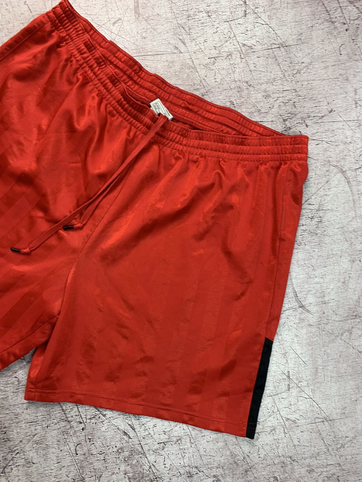 Nike × Vintage Nike Vintage Y2K Mens Shorts Size US 34 / EU 50 - 3 Thumbnail