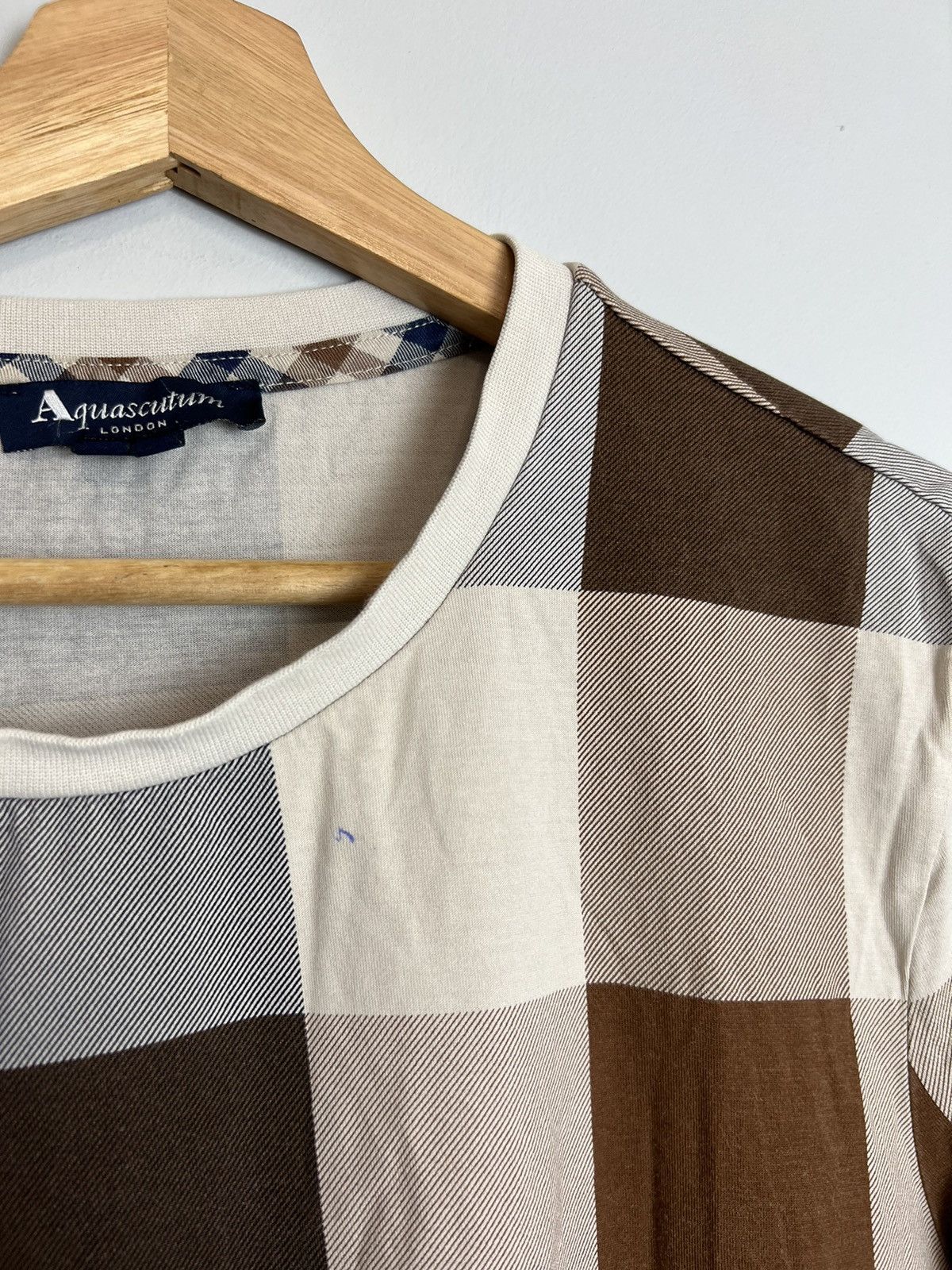 Aquascutum Rare Aquascutum London Checkered Casual Tshirt Medium Size Size US M / EU 48-50 / 2 - 4 Thumbnail