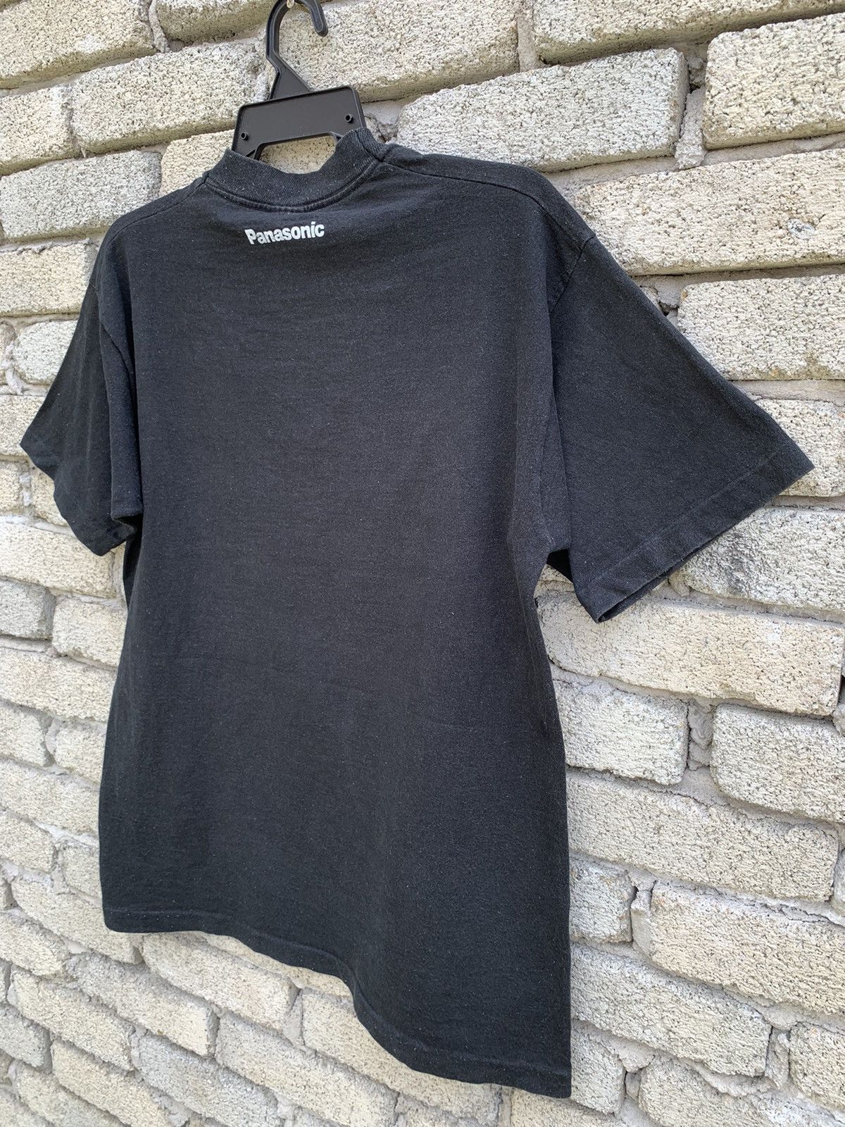 Vintage Vintage Panasonic Shock Wave Shock your Brains T Shirt Size US L / EU 52-54 / 3 - 7 Thumbnail