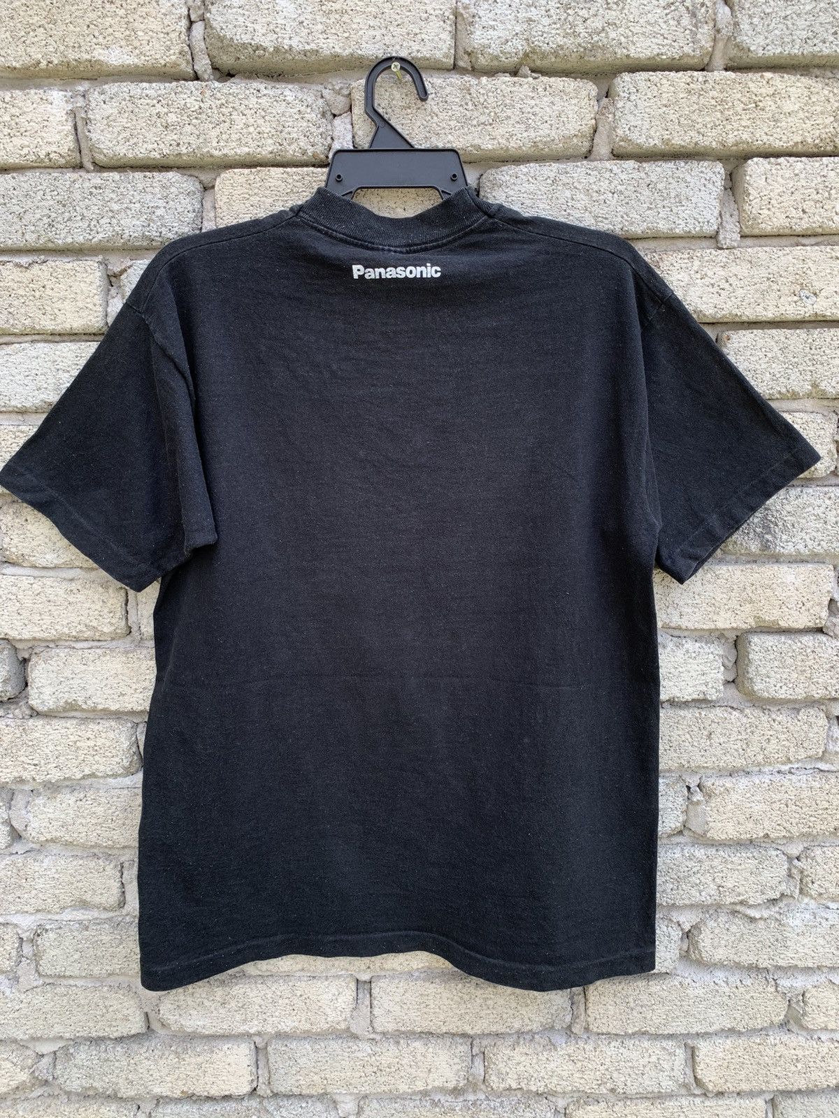 Vintage Vintage Panasonic Shock Wave Shock your Brains T Shirt Size US L / EU 52-54 / 3 - 5 Thumbnail