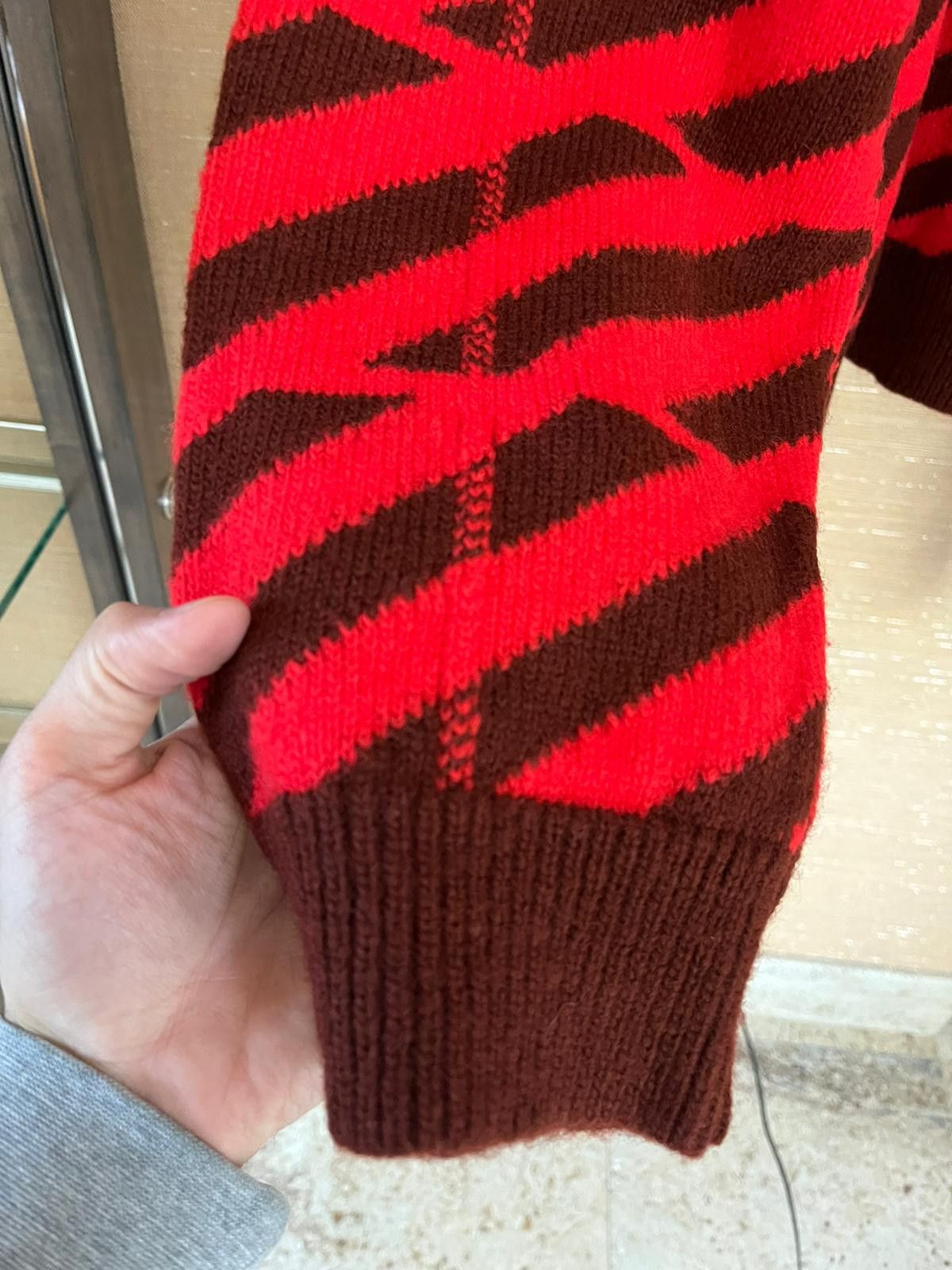 Off-White Diagonal Panel Sweater in Burgundy / Red Size US XL / EU 56 / 4 - 2 Thumbnail