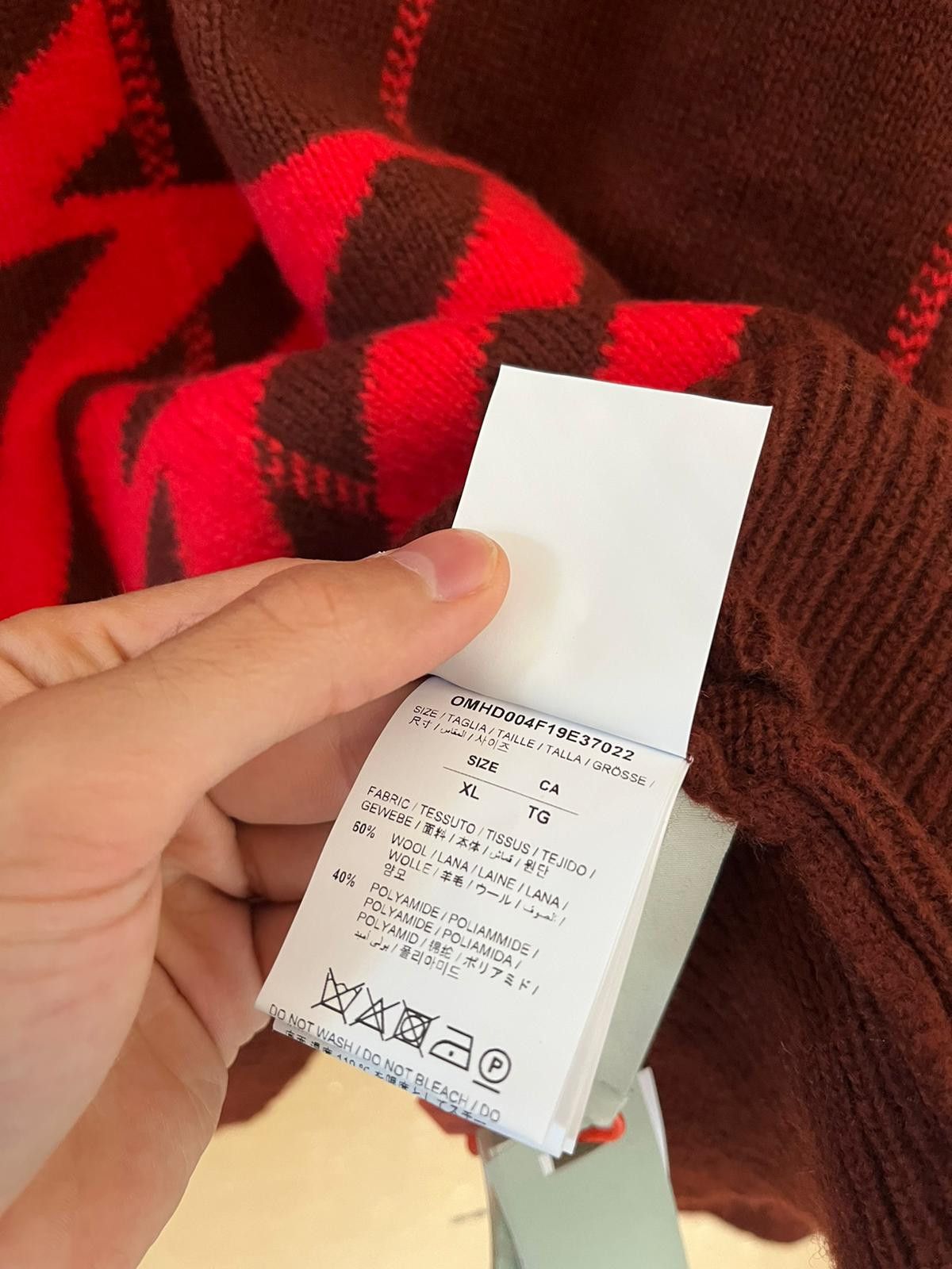Off-White Diagonal Panel Sweater in Burgundy / Red Size US XL / EU 56 / 4 - 13 Thumbnail