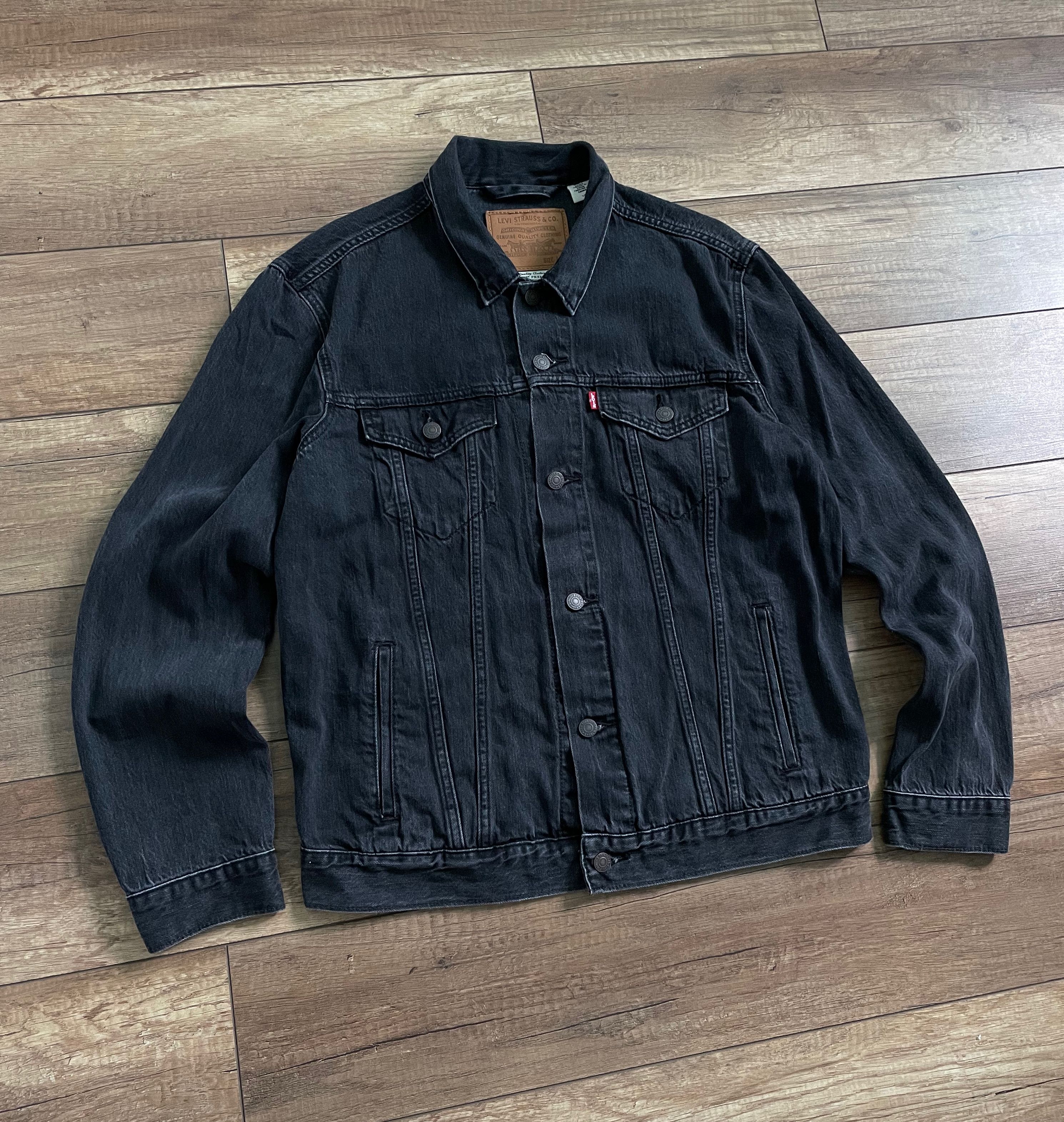 Levi's Black Grey Denim Trucker Jacket