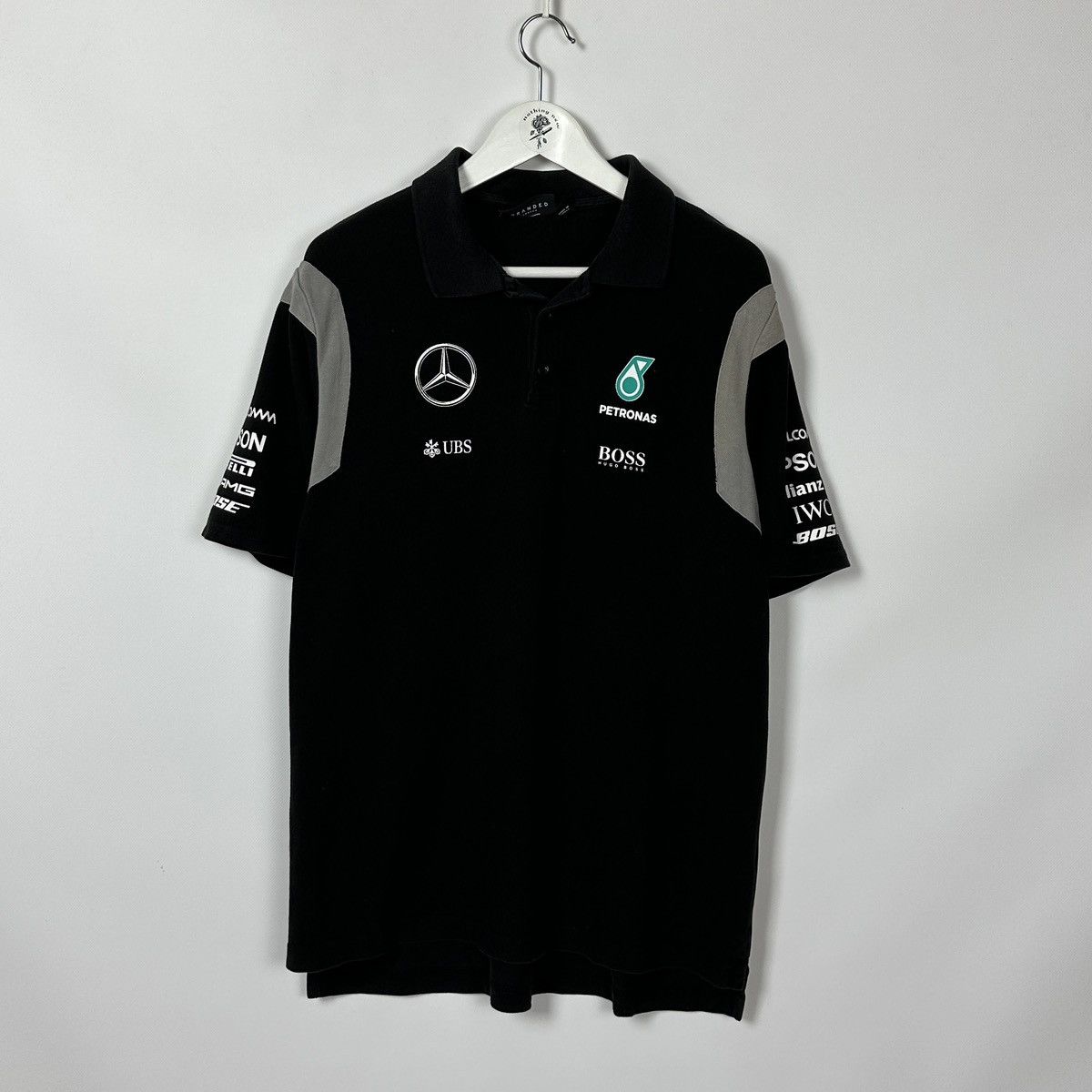 Formula 1 Vintage Mercedes Benz Amg Petronas Formula 1 Uno polo racing Size US XL / EU 56 / 4 - 1 Thumbnail