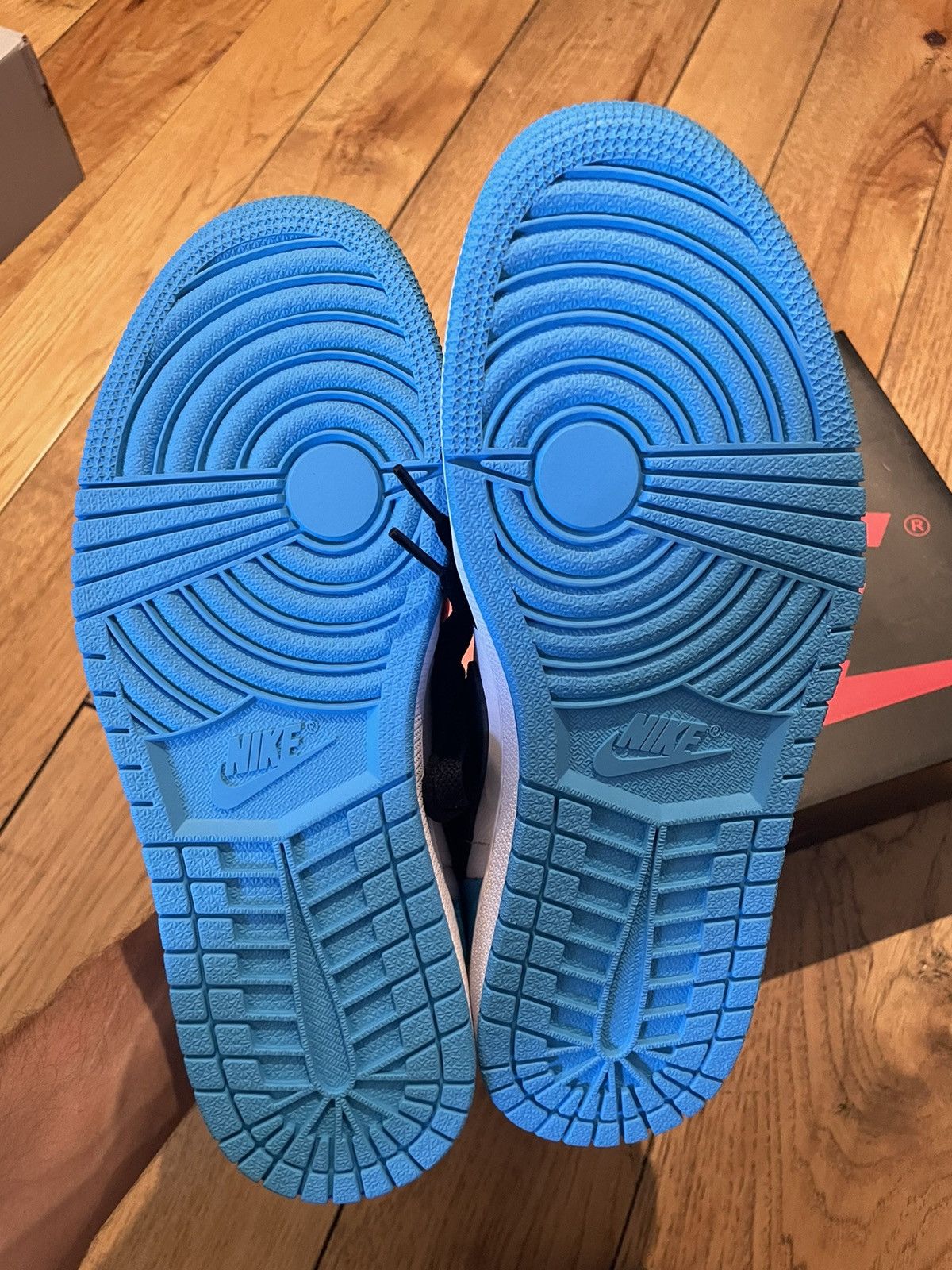 Jordan Brand × Nike Air Jordan 1 Low Dark Powder Blue Black UNC 2022 Size US 13 / EU 46 - 8 Thumbnail