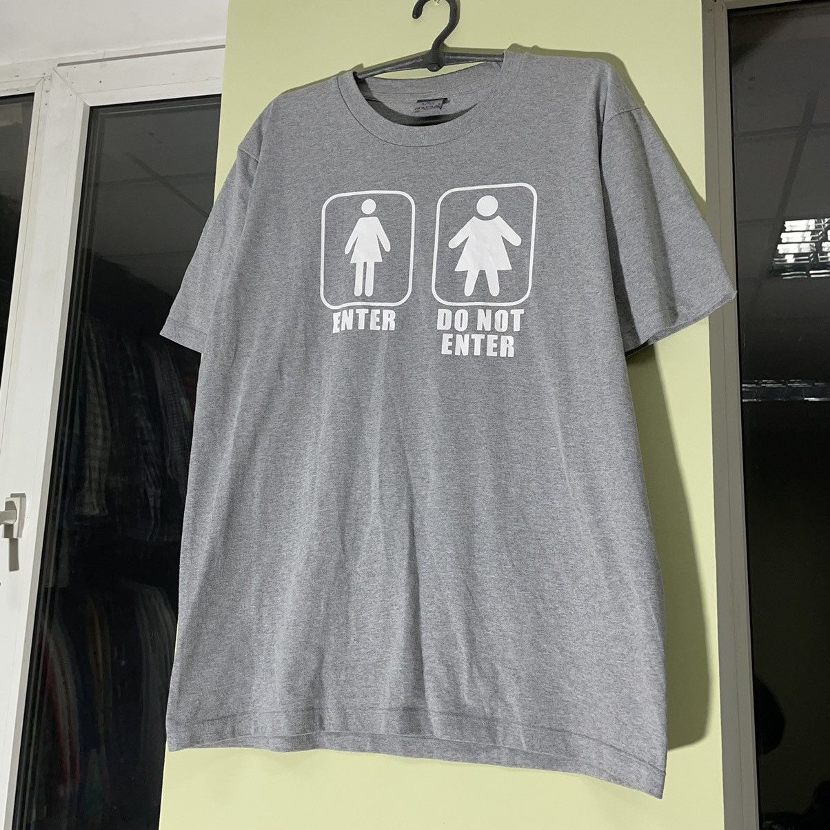 Vintage Vintage 90s Graphic Tee Humor Enter Do Not Enter Skate XL Size US XL / EU 56 / 4 - 2 Thumbnail