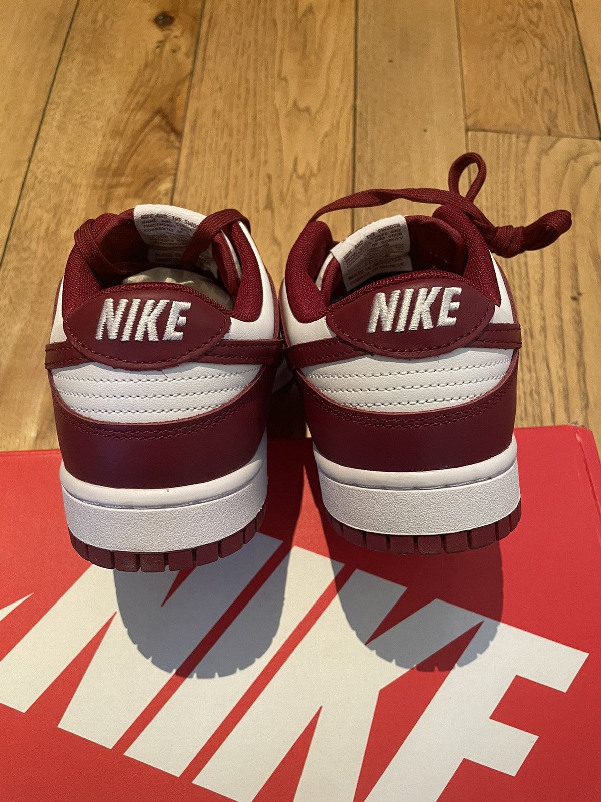 Nike Nike Dunk Low Team Red 2022 Size US 10 / EU 43 - 8 Thumbnail